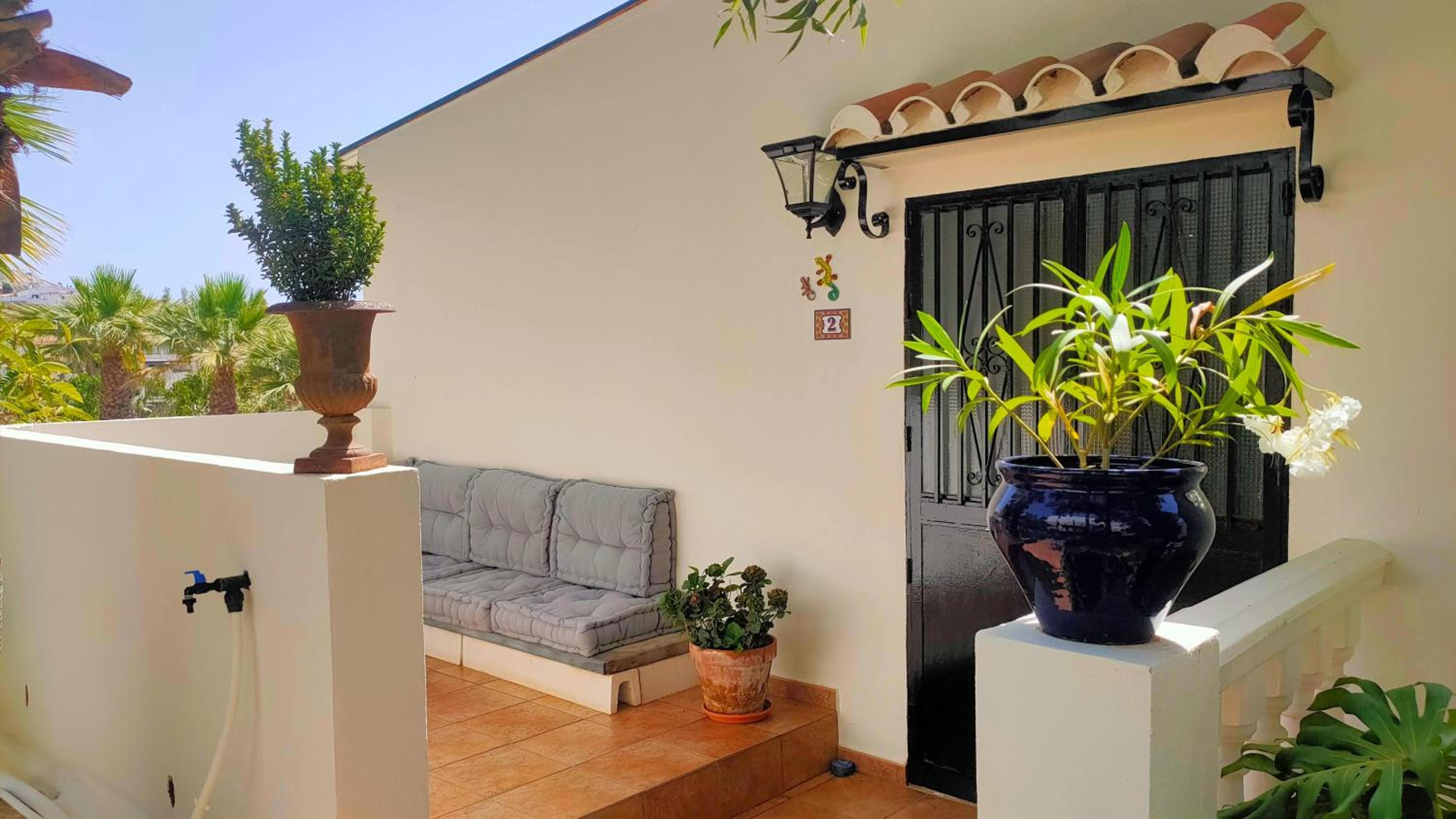 Finca La Vida Loca- For adult guests