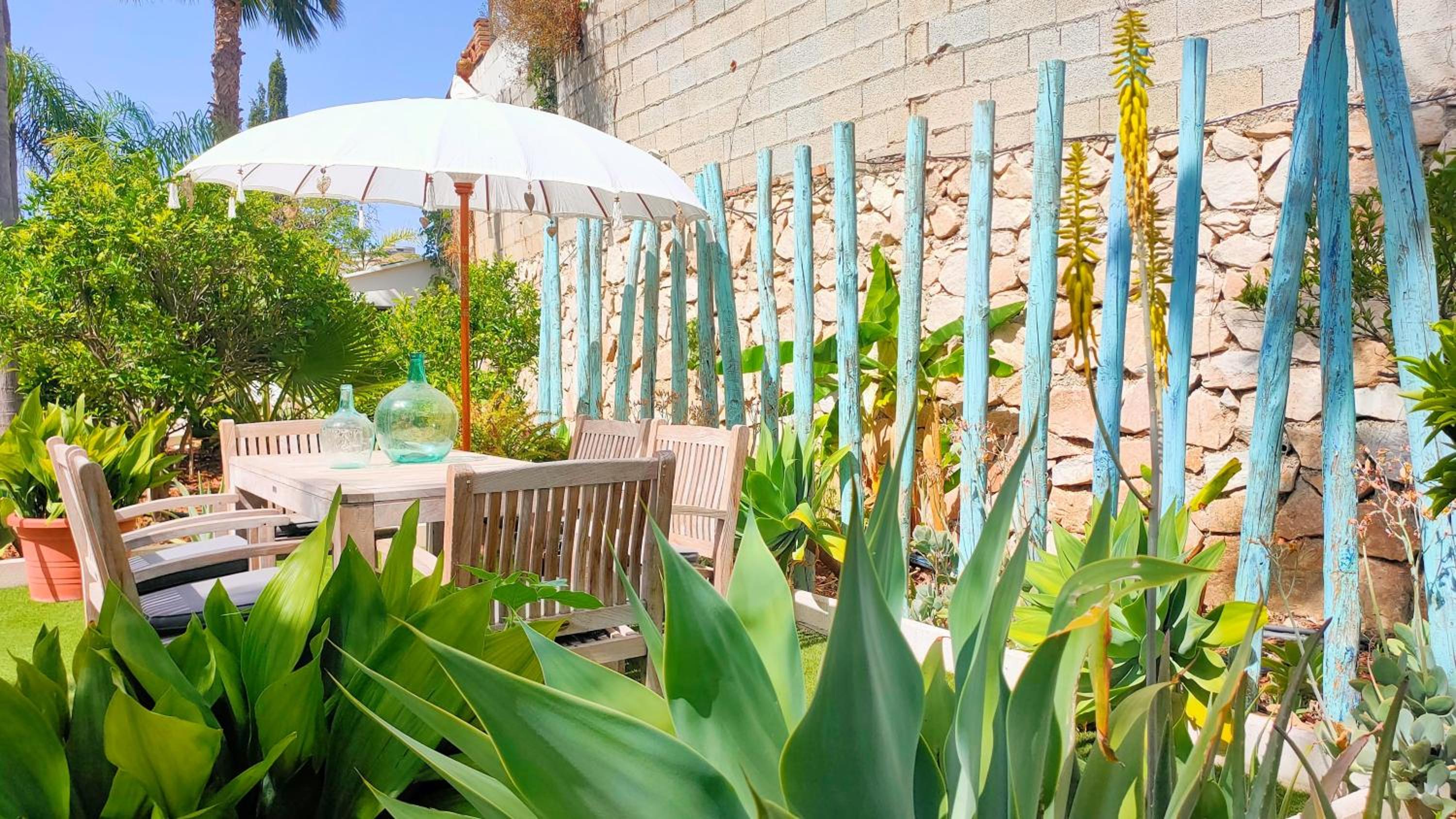 Finca La Vida Loca- For adult guests