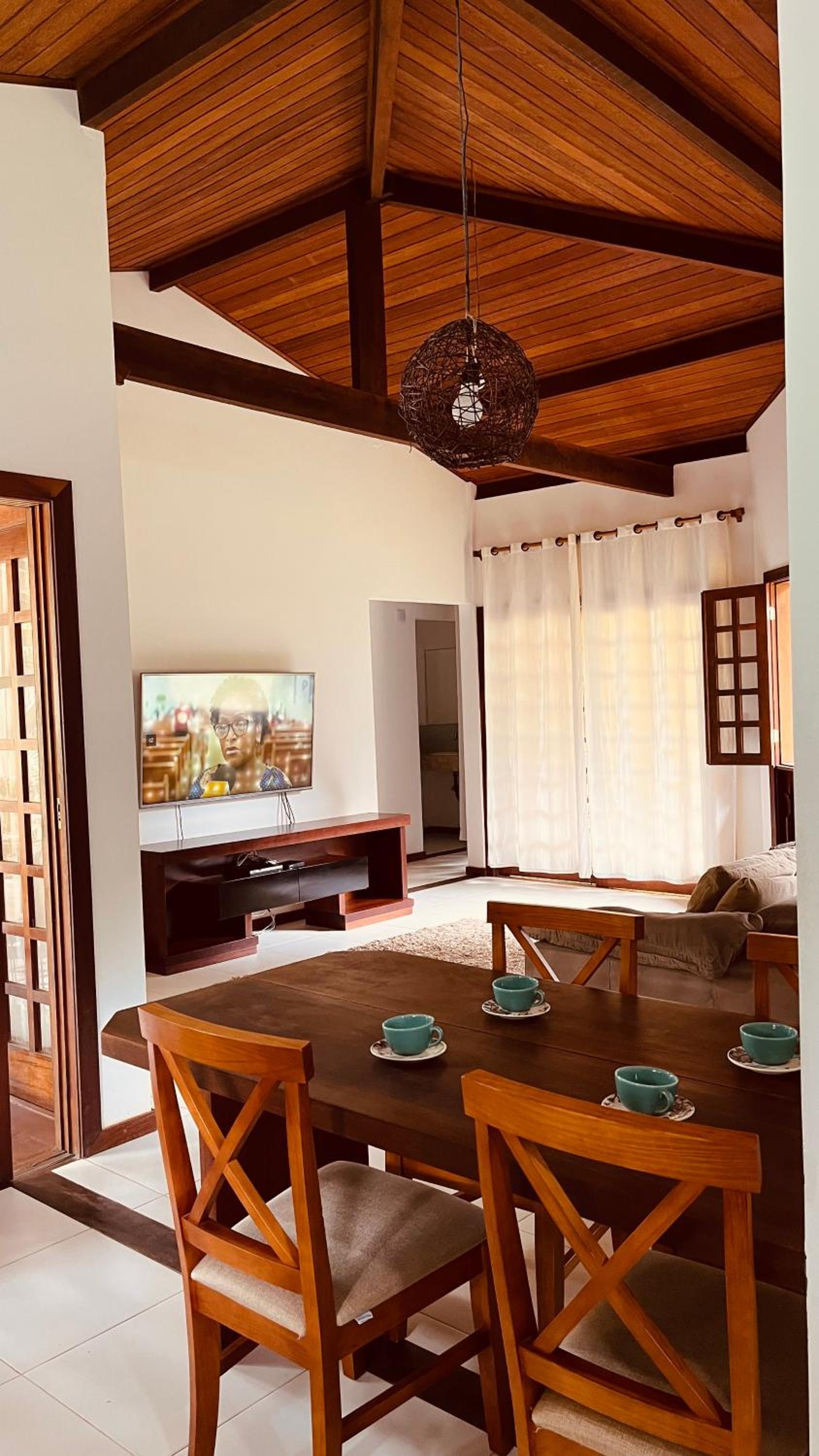 Casa Amarella - Condomínio de casas
