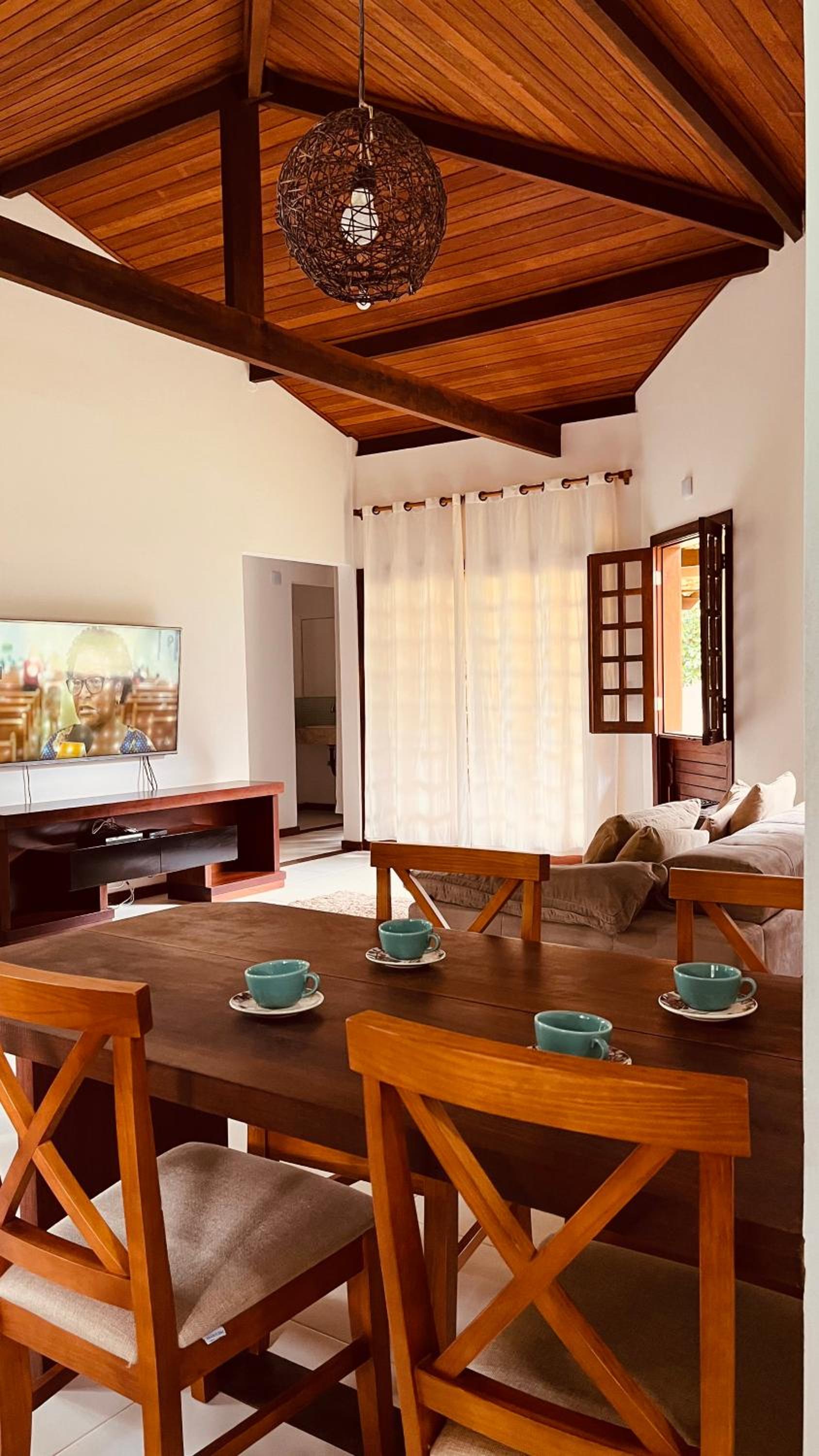 Casa Amarella - Condomínio de casas