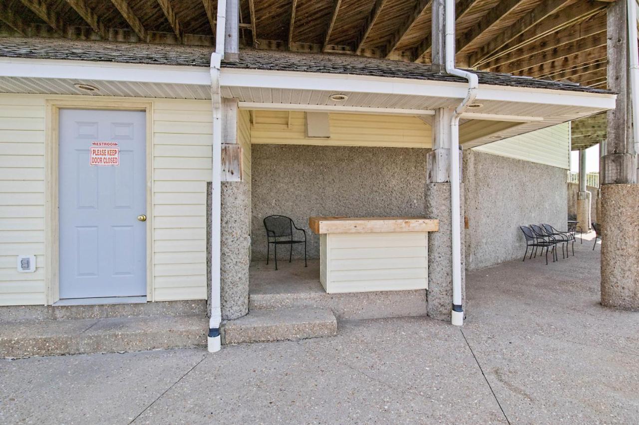Ledges Landing Waterfront Condo, Beach, Pools