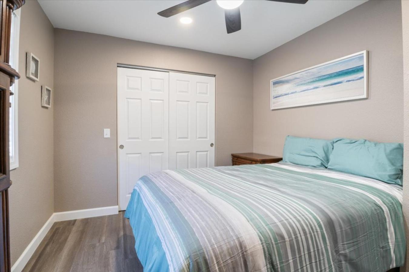 Ledges Landing Waterfront Condo, Beach, Pools