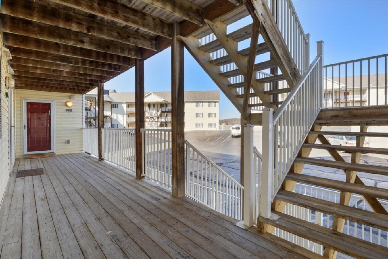 Ledges Landing Waterfront Condo, Beach, Pools