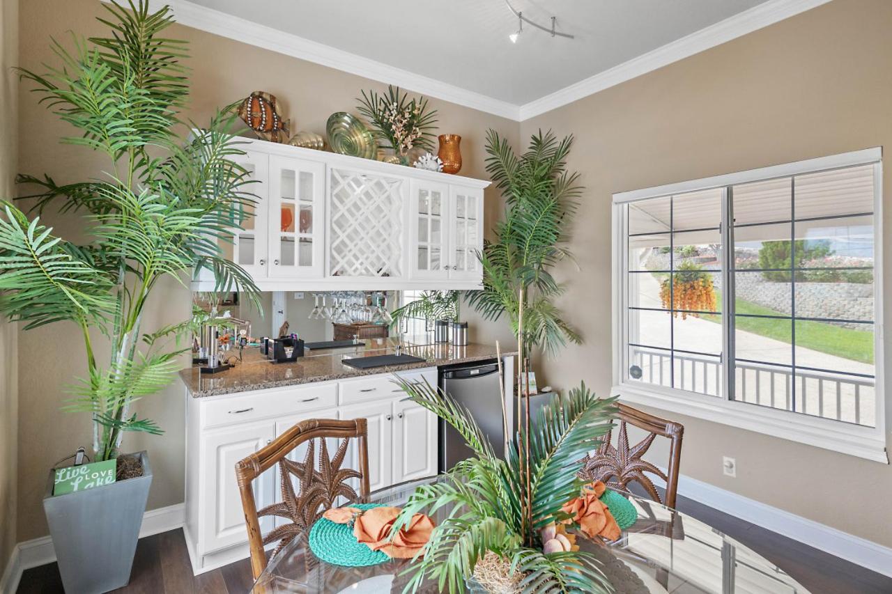Malibu Delight Tiki Bar, Private Dock, and More view 4