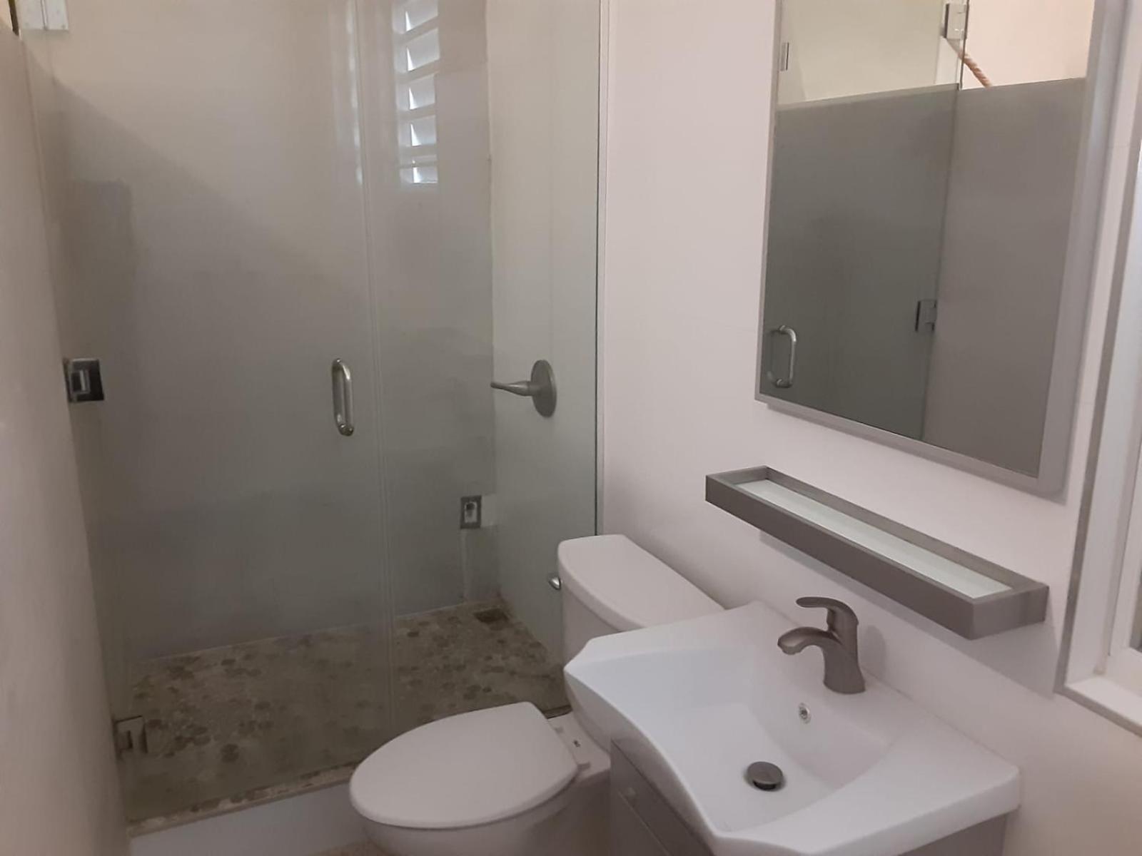 Condado Apartment 3BR Walk to Beach Wi-Fi view 4