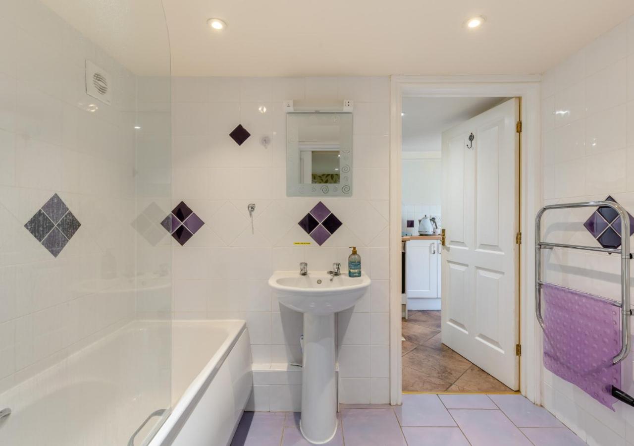 2 Bed in Weybourne oc-1789