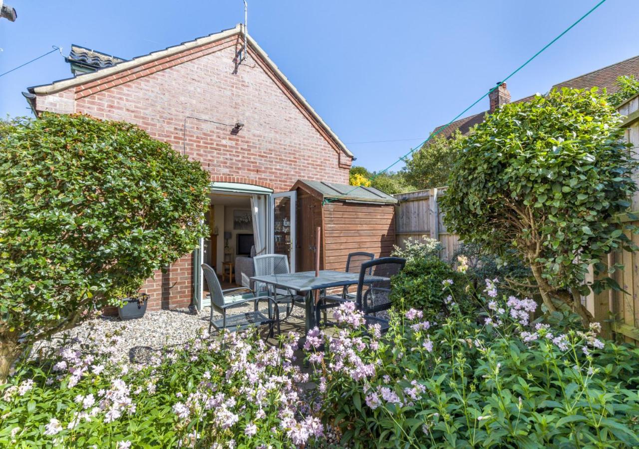 2 Bed in Weybourne oc-1789
