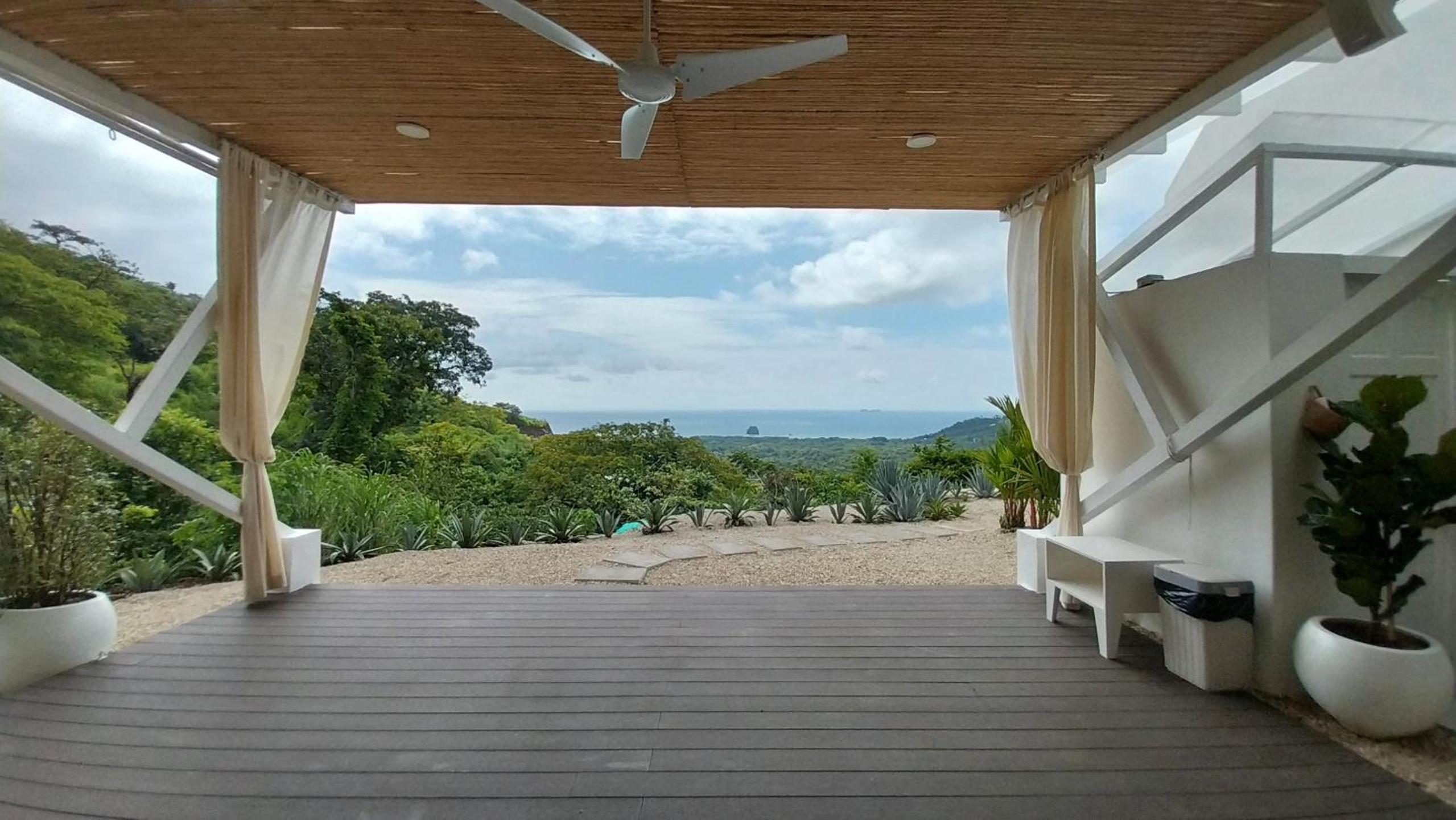 CASA AYLA B - charming 2BR ocean view condo in Flamingo