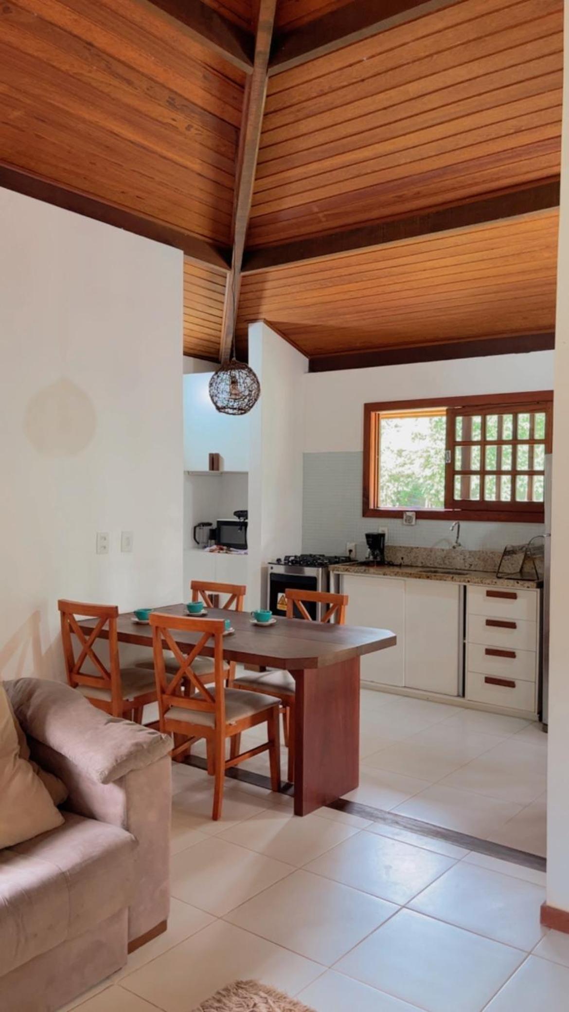 Casa Amarella - Condomínio de casas
