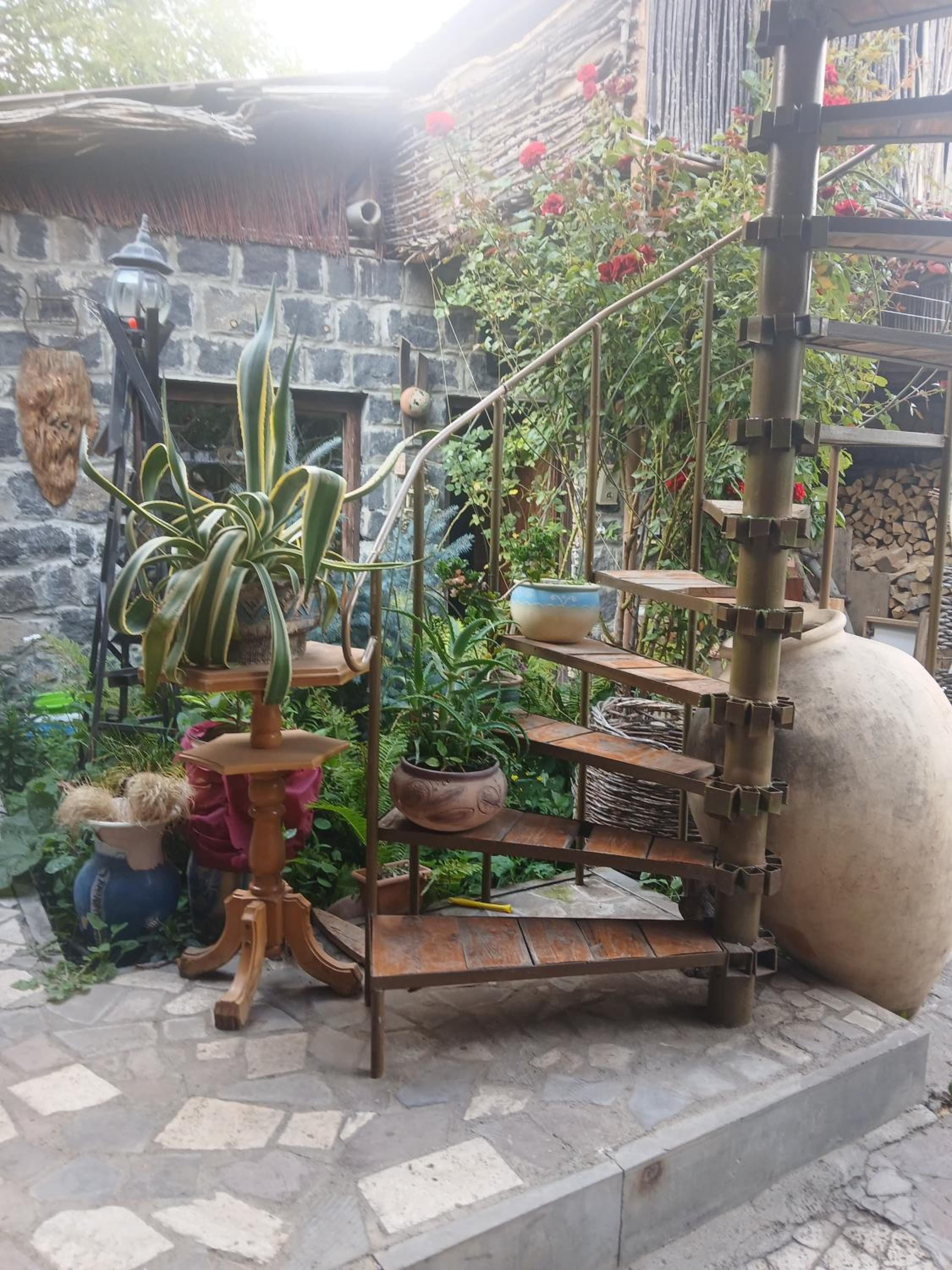 Parsamyan's family guest house and garden