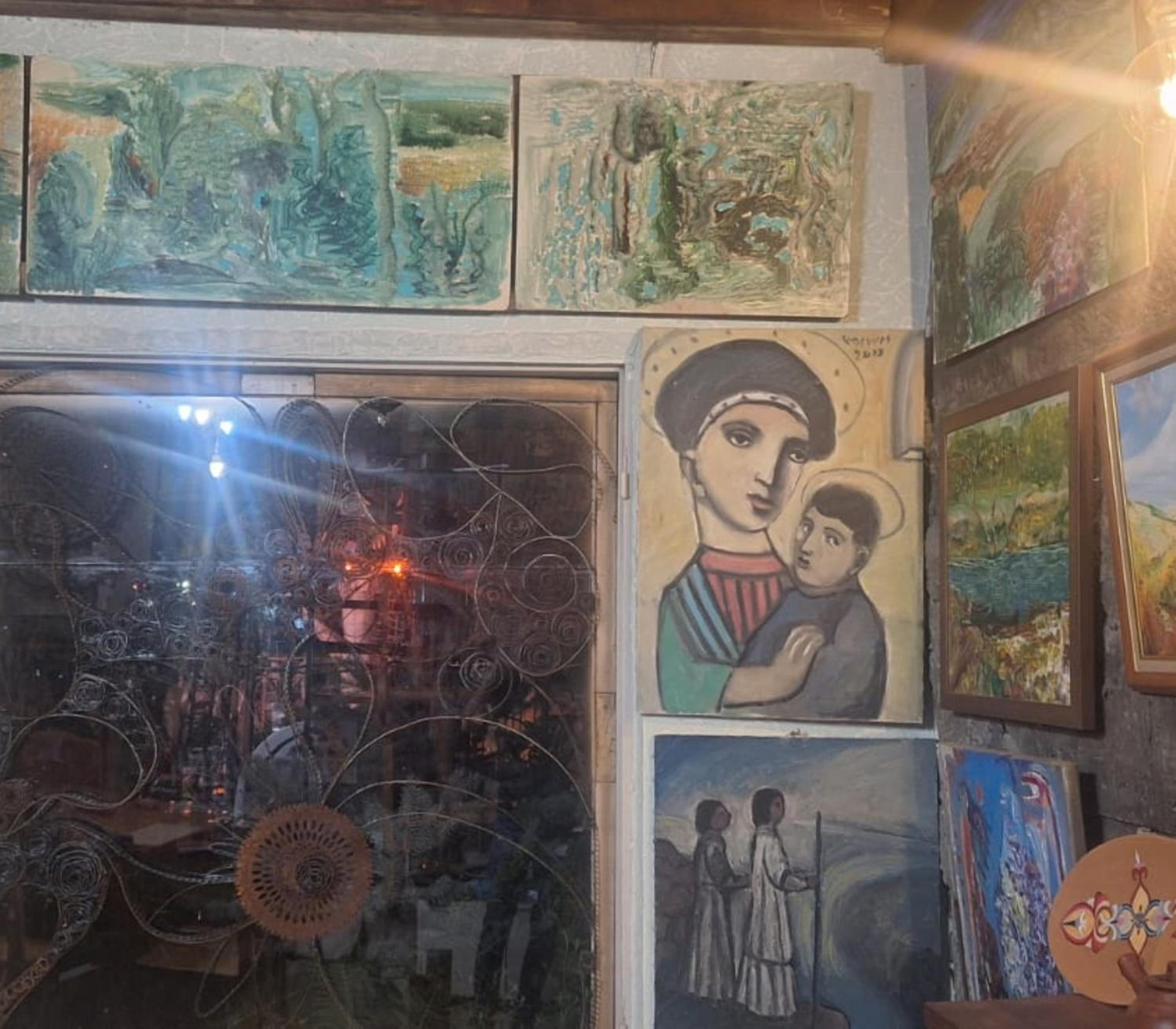 Parsamyan's family guest house and garden