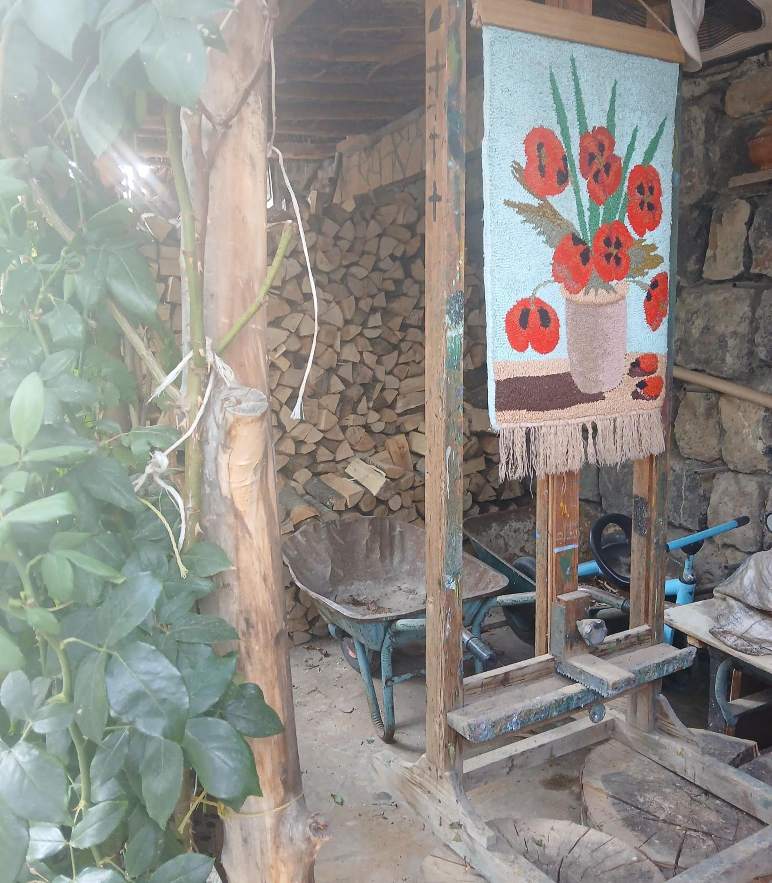 Parsamyan's family guest house and garden