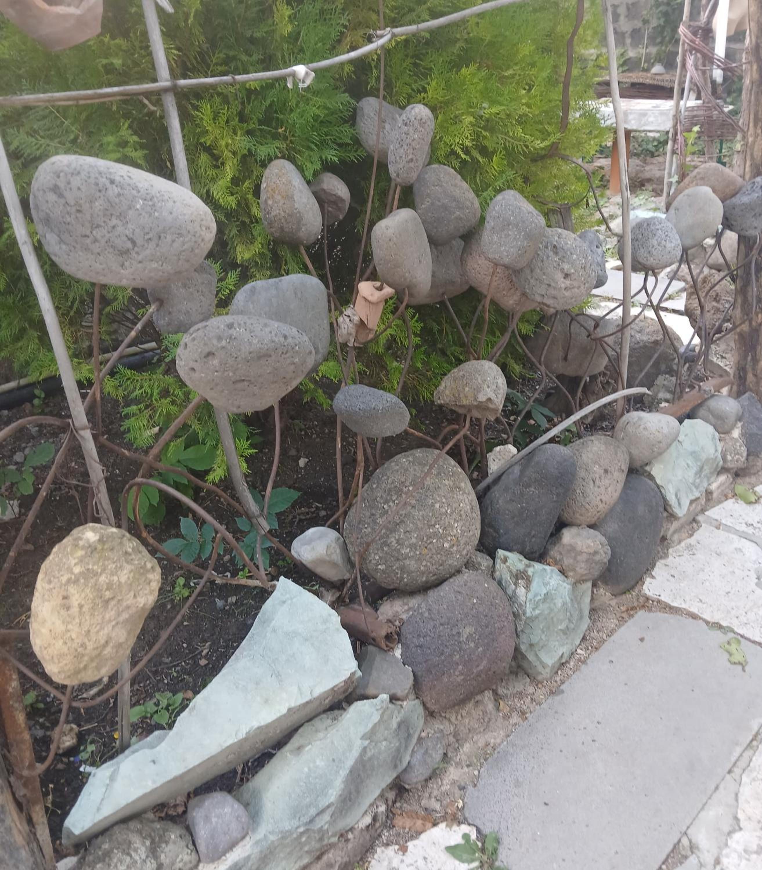 Parsamyan's family guest house and garden