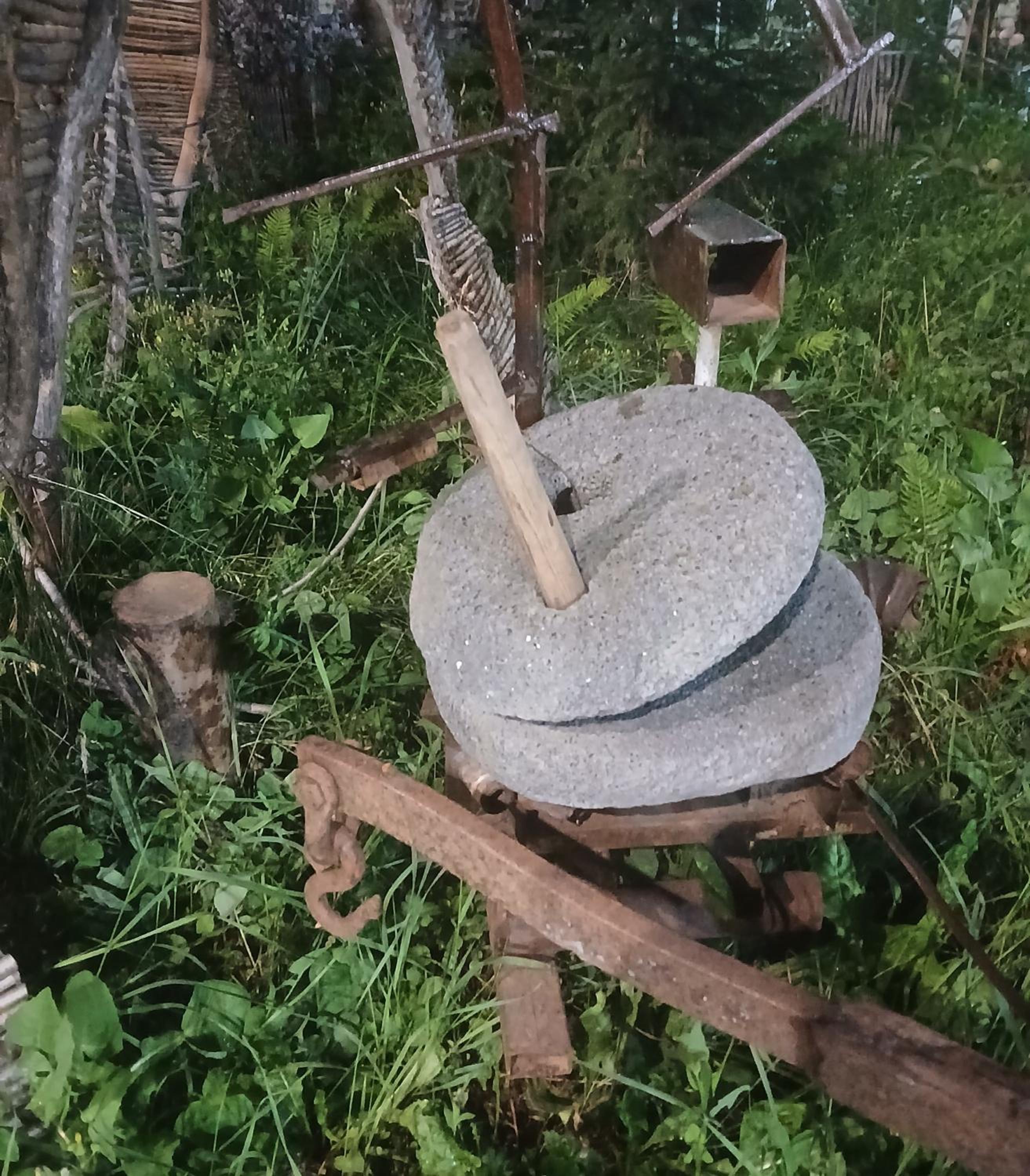 Parsamyan's family guest house and garden