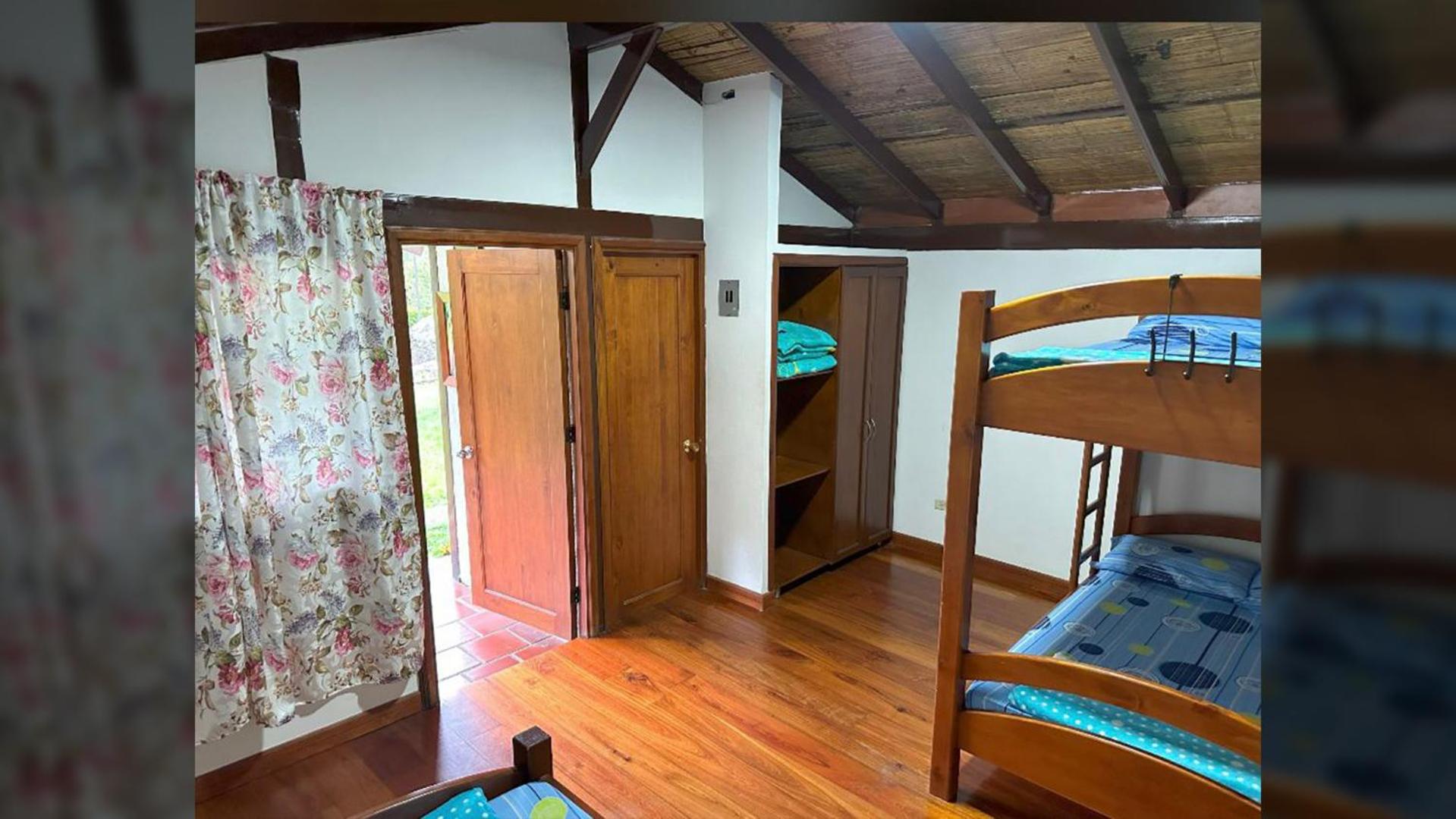 Finca con piscina los Eucaliptos Cali- Pance