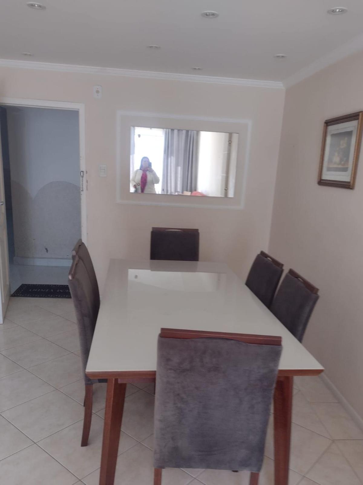 Apartamento 2 dormitórios calçadão balneário Camboriú