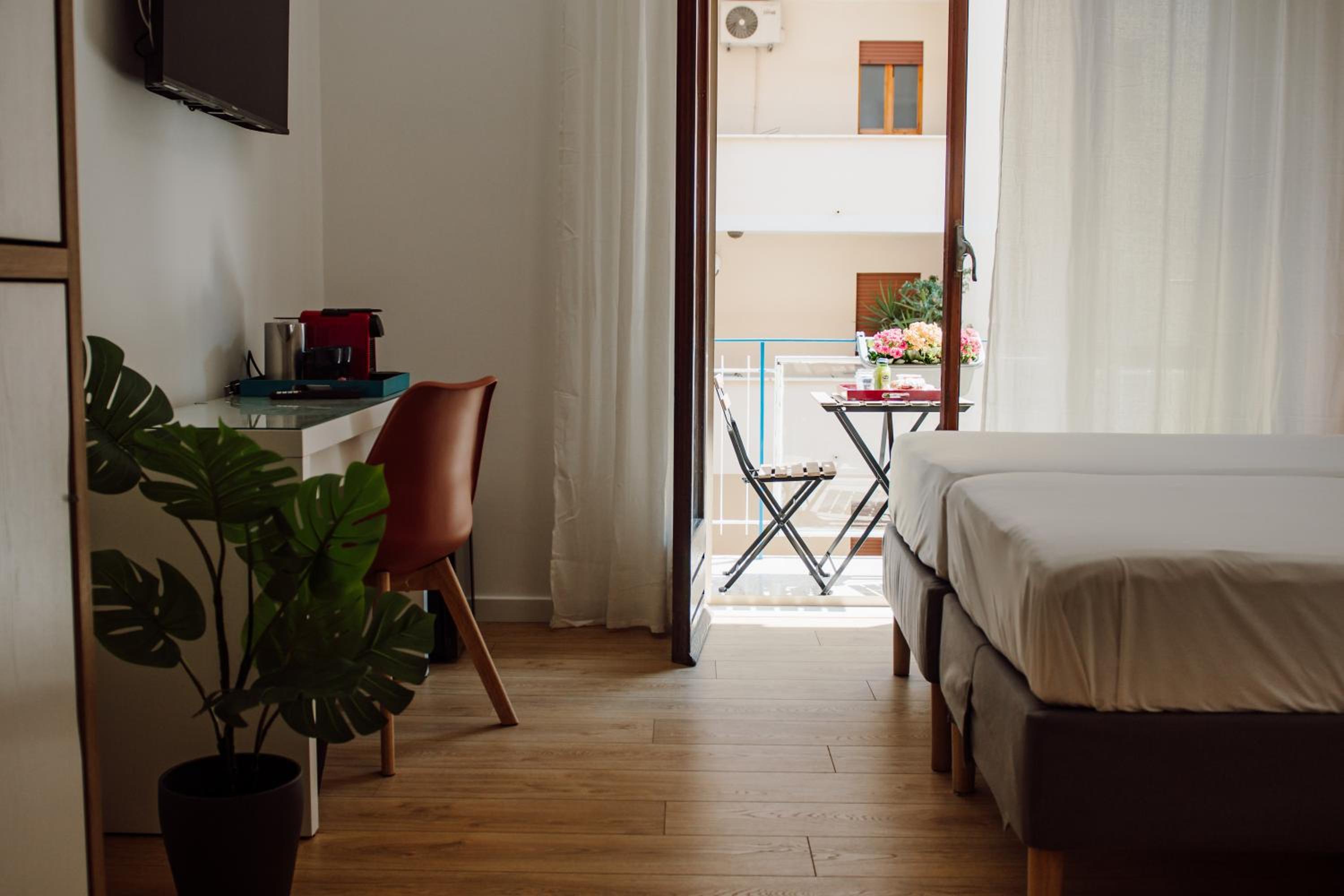 hotel room
