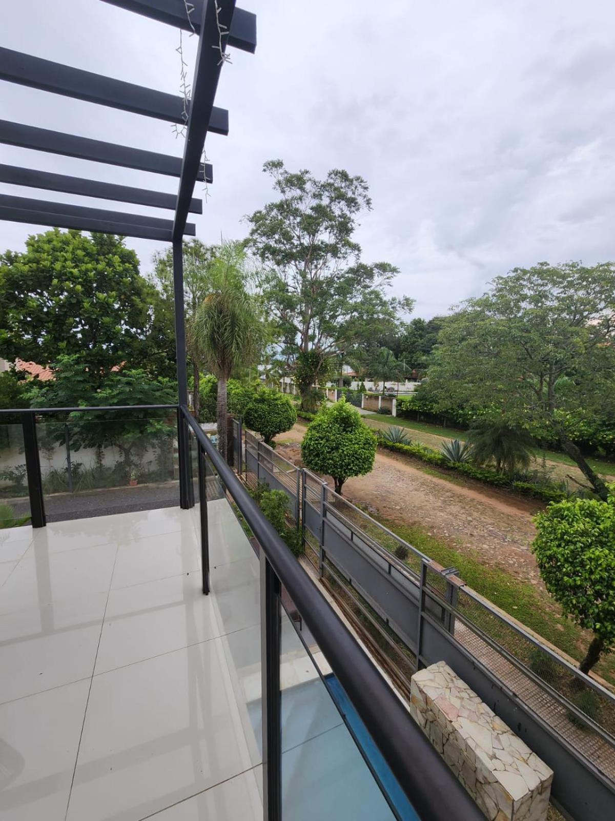 Casa Nueva Puerta del Lago