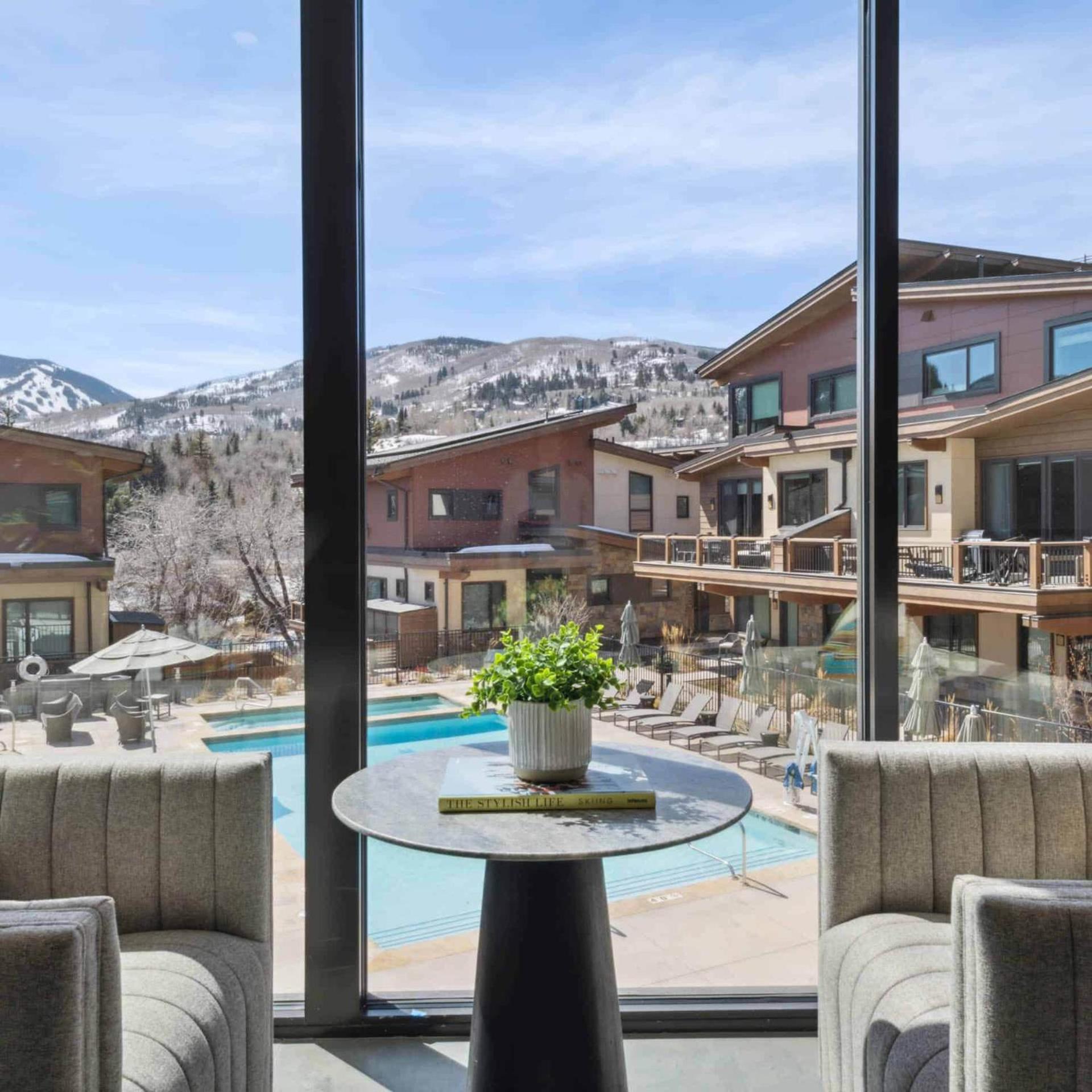 One Riverfront Condo 405 by East West Hospitality