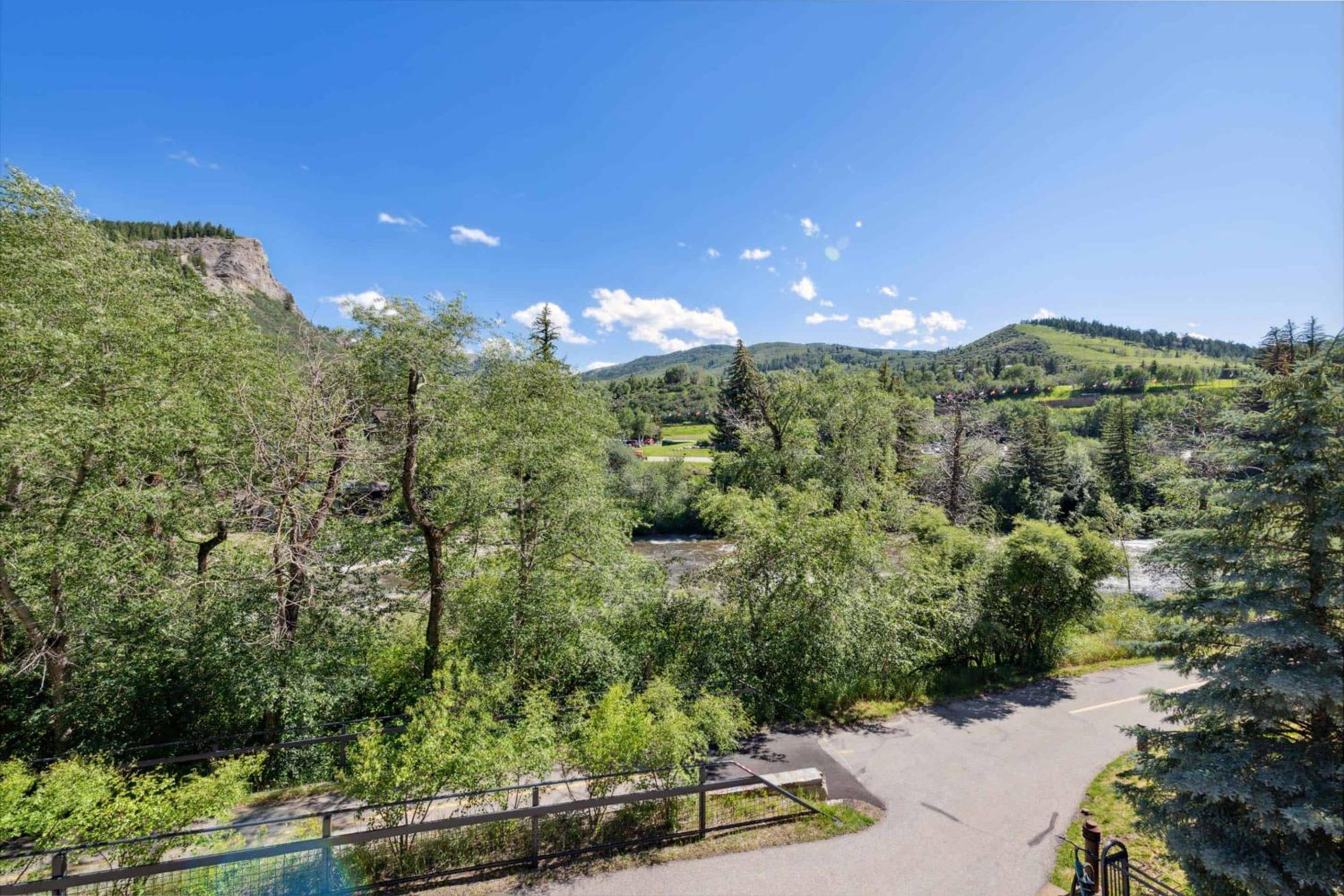 One Riverfront Townhome 07 by East West Hospitality view 3