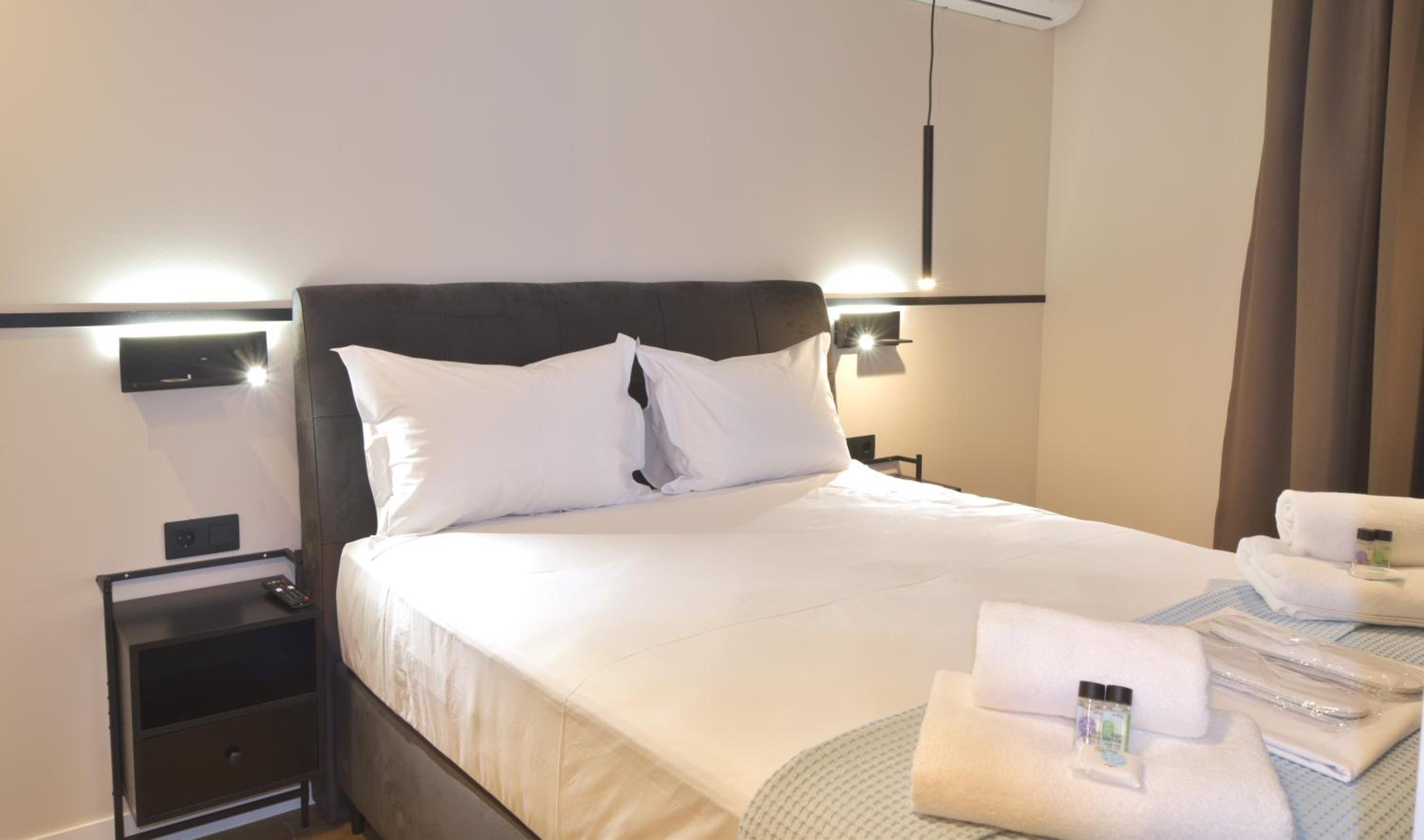 Feel Athens Studios at Monastiraki