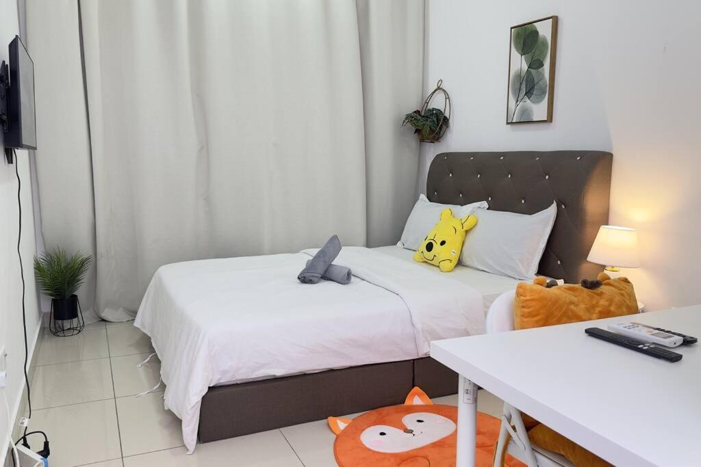 Couple nest studio with KLCC view Balcony Trion A4309KL