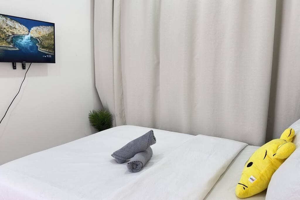 Couple nest studio with KLCC view Balcony Trion A4309KL