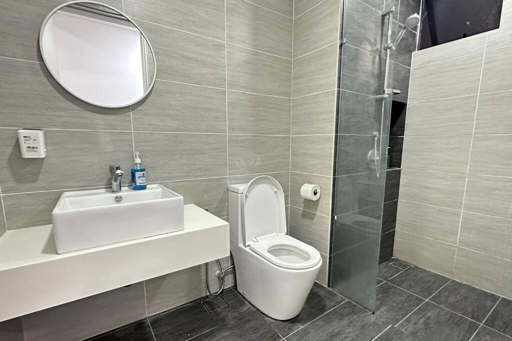 Couple nest studio with KLCC view Balcony Trion A4309KL
