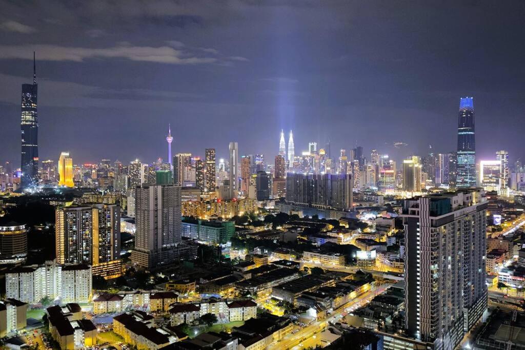 Couple nest studio with KLCC view Balcony Trion A4309KL