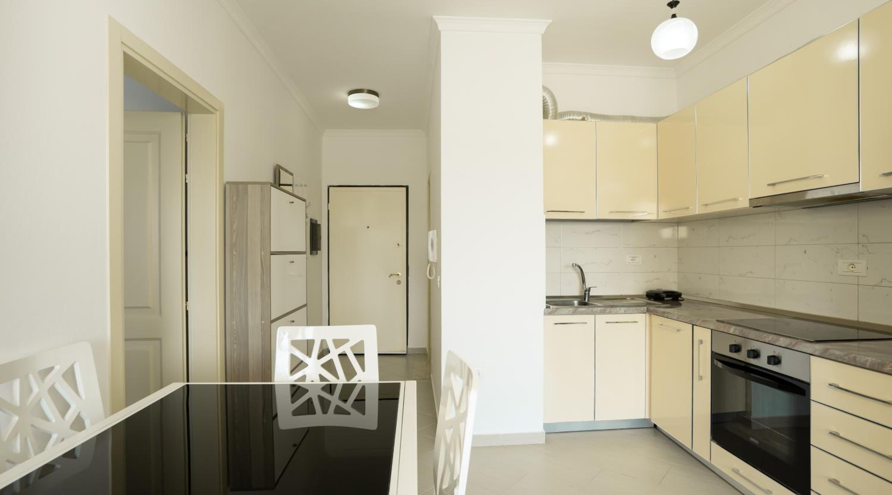 Albora's Seaside Apartment