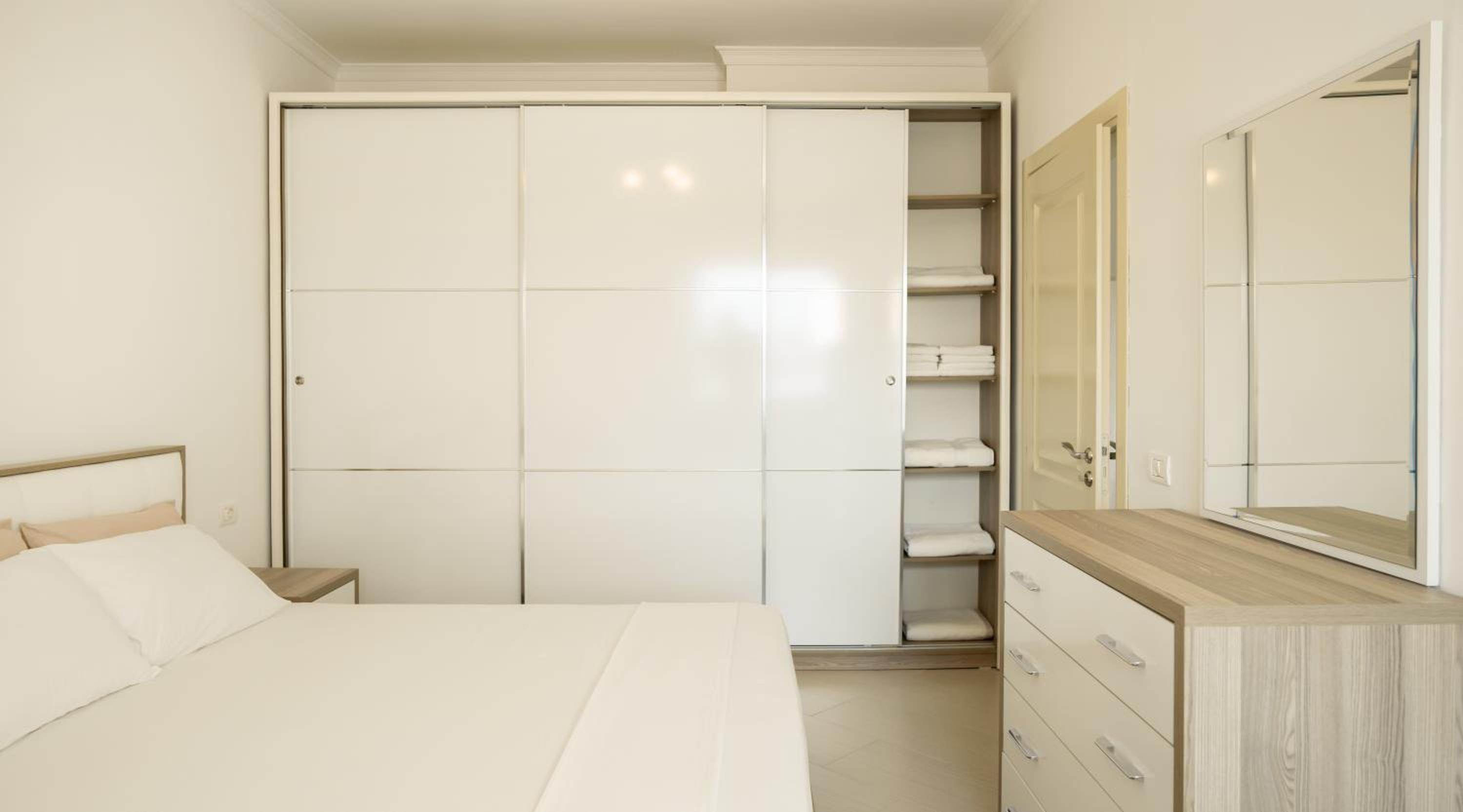 Albora's Seaside Apartment