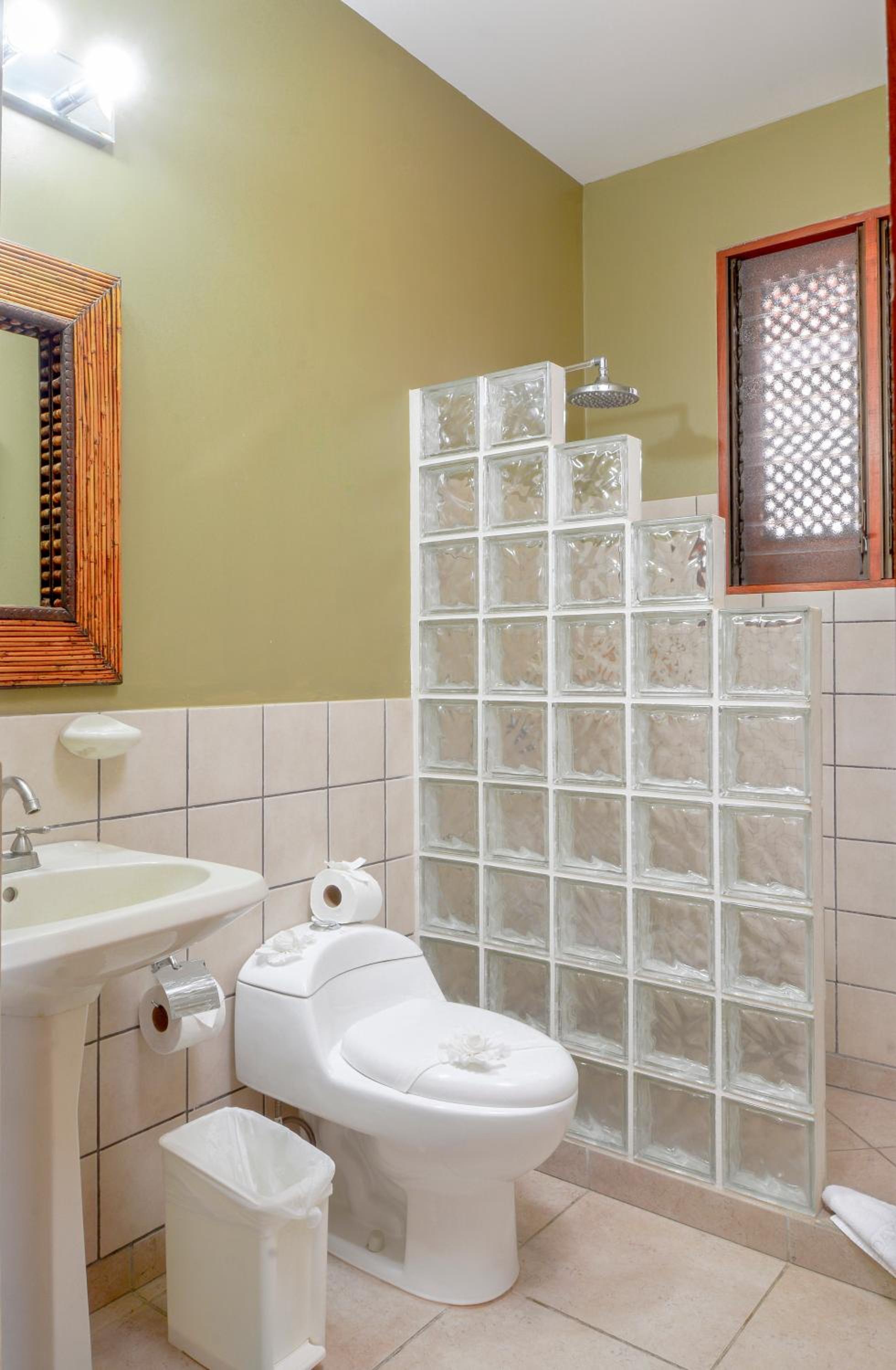 Fabulous third floor condo in a beachfront condominium complex