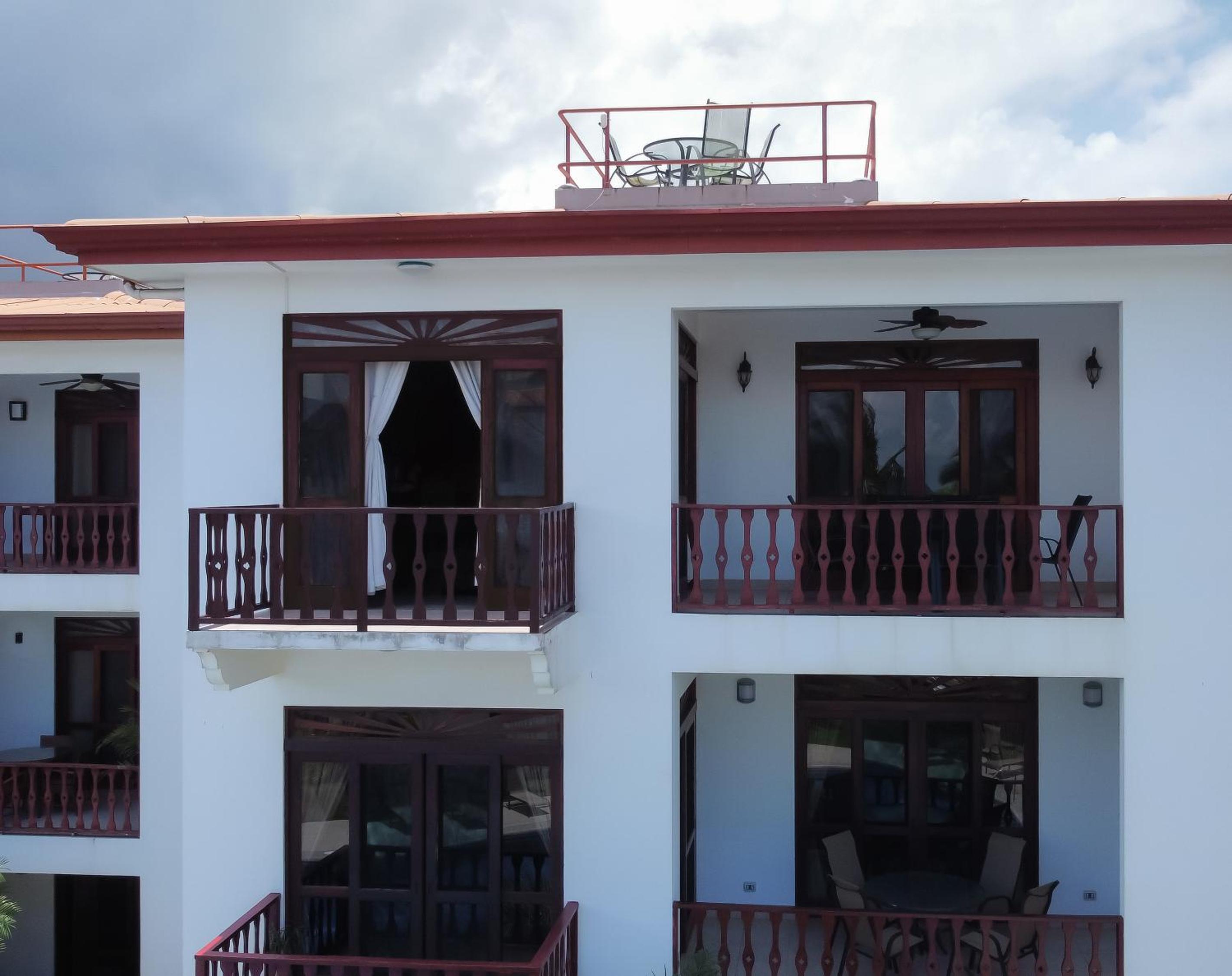 Fabulous third floor condo in a beachfront condominium complex