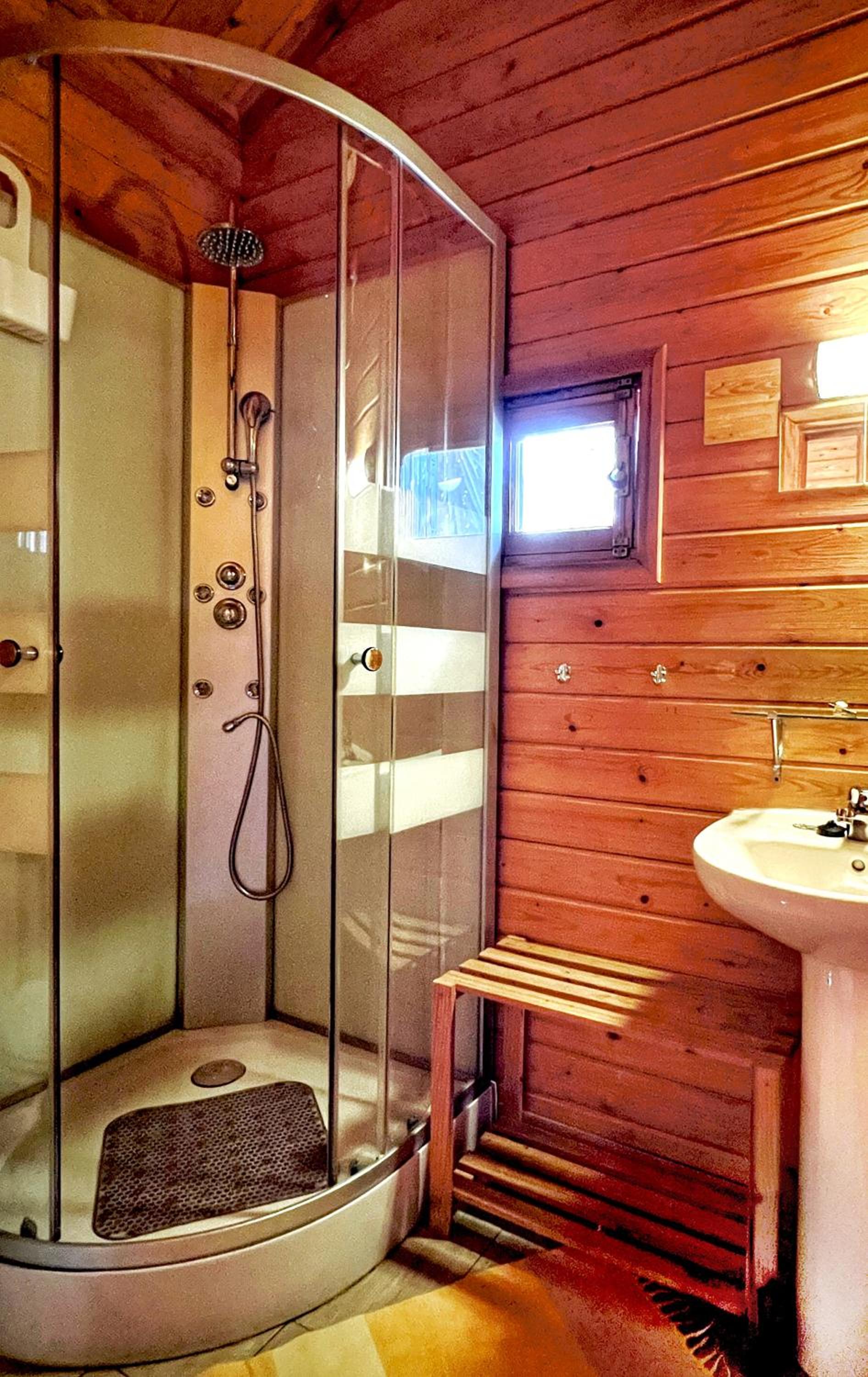 Redondo Lodges