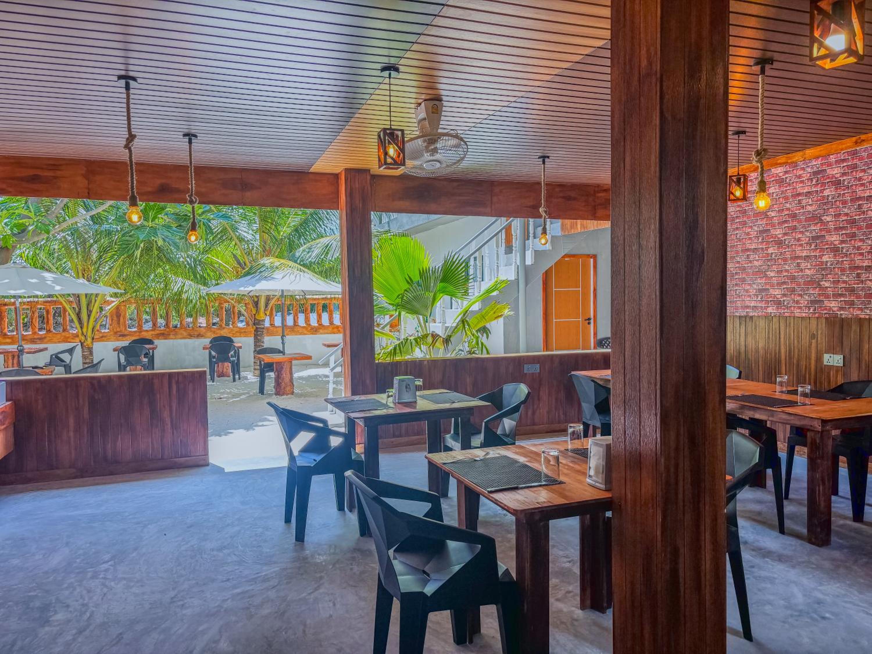 Mathiveri Thundi Inn
