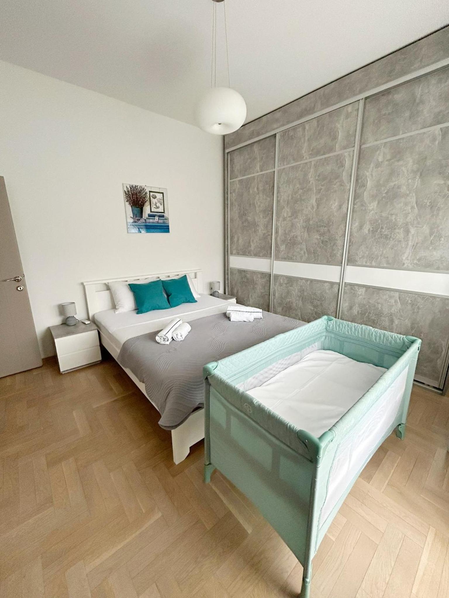 The Circle Apartment