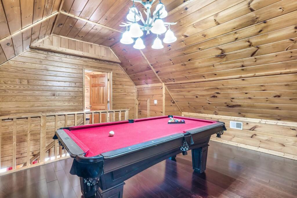 Gatlinburg Retreat with Pool view 2