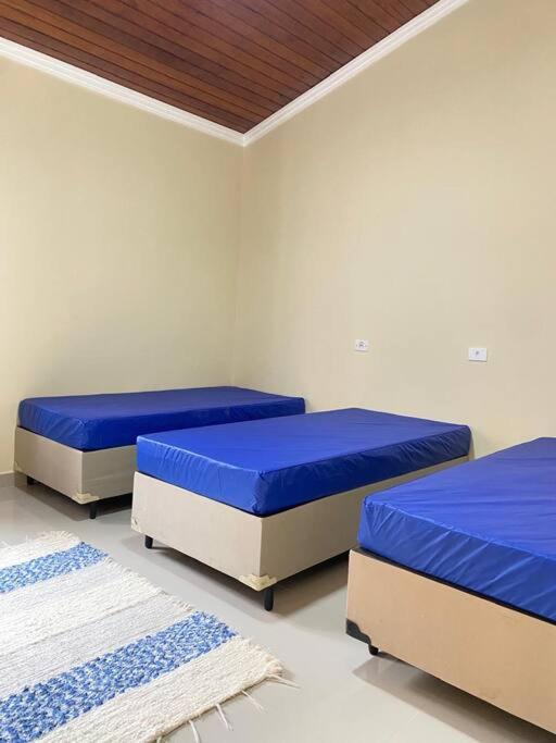 Casa a 5min da praia Maranduba