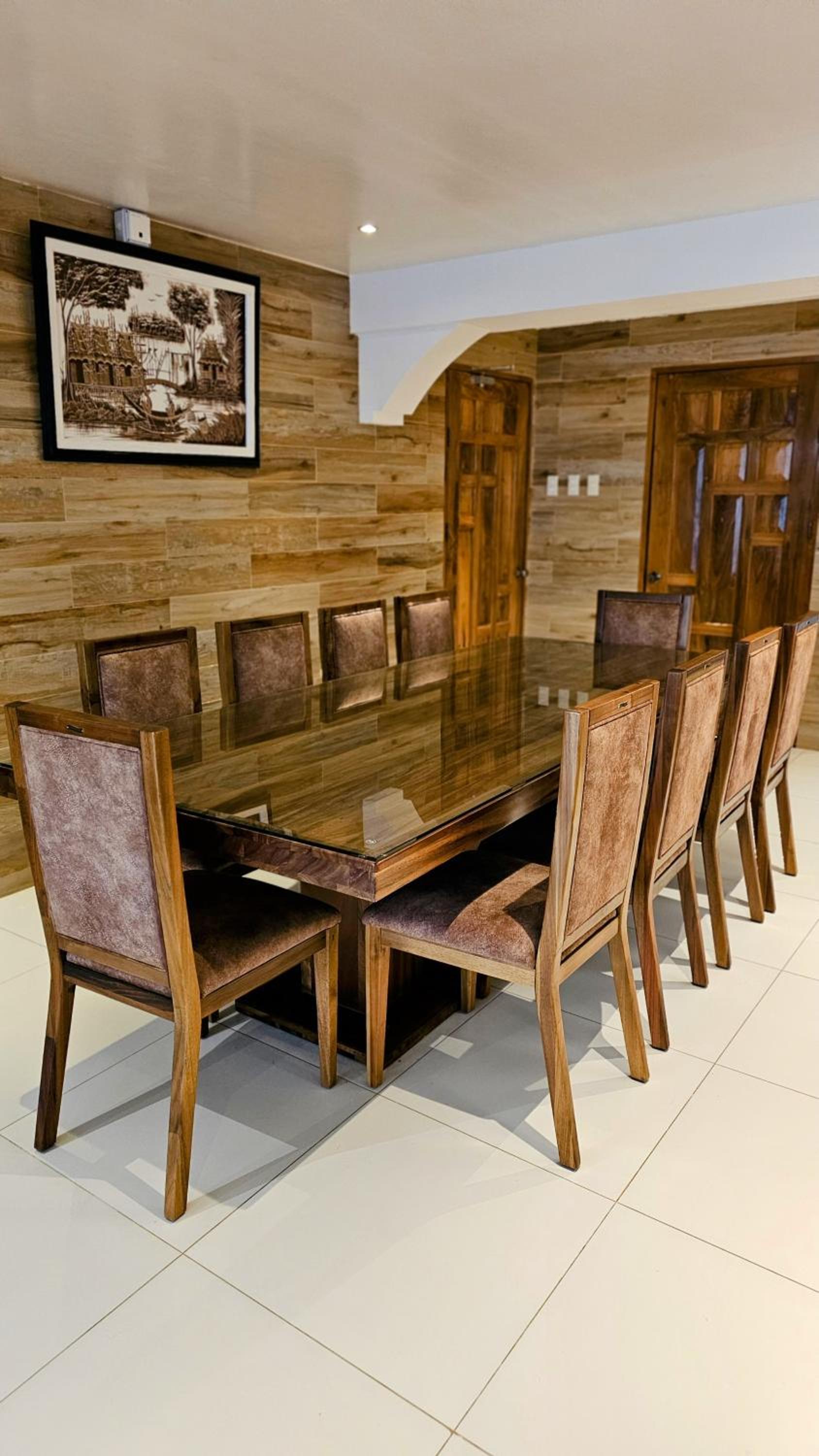 Lydia's House, Samal beach front apartments