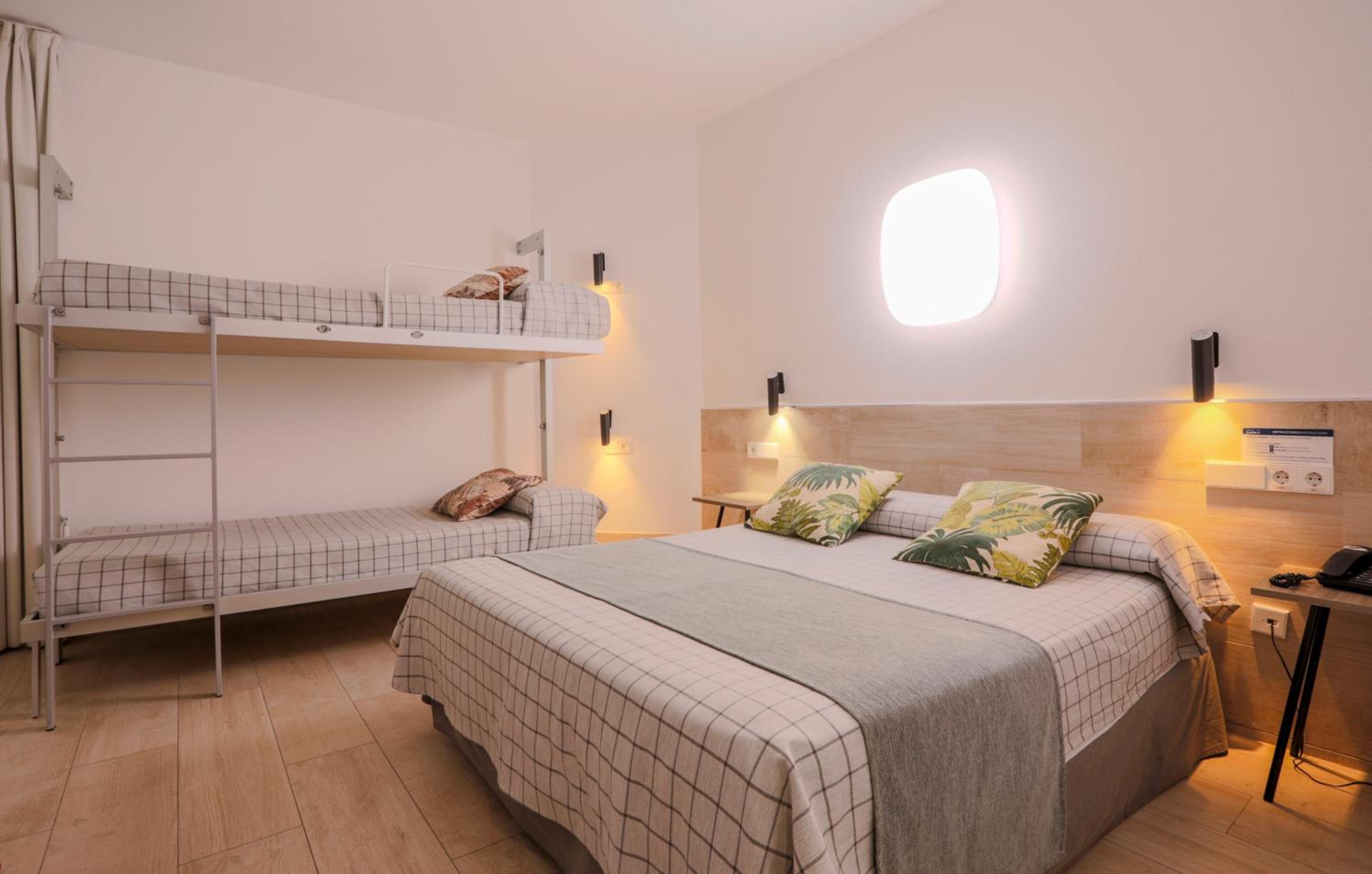 Hostal Castilla II Puerta del Sol