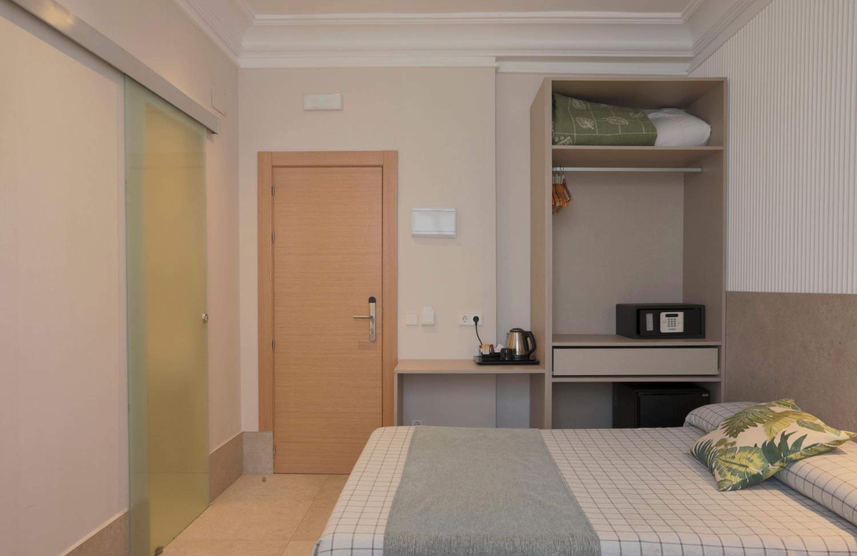 Hostal Castilla II Puerta del Sol