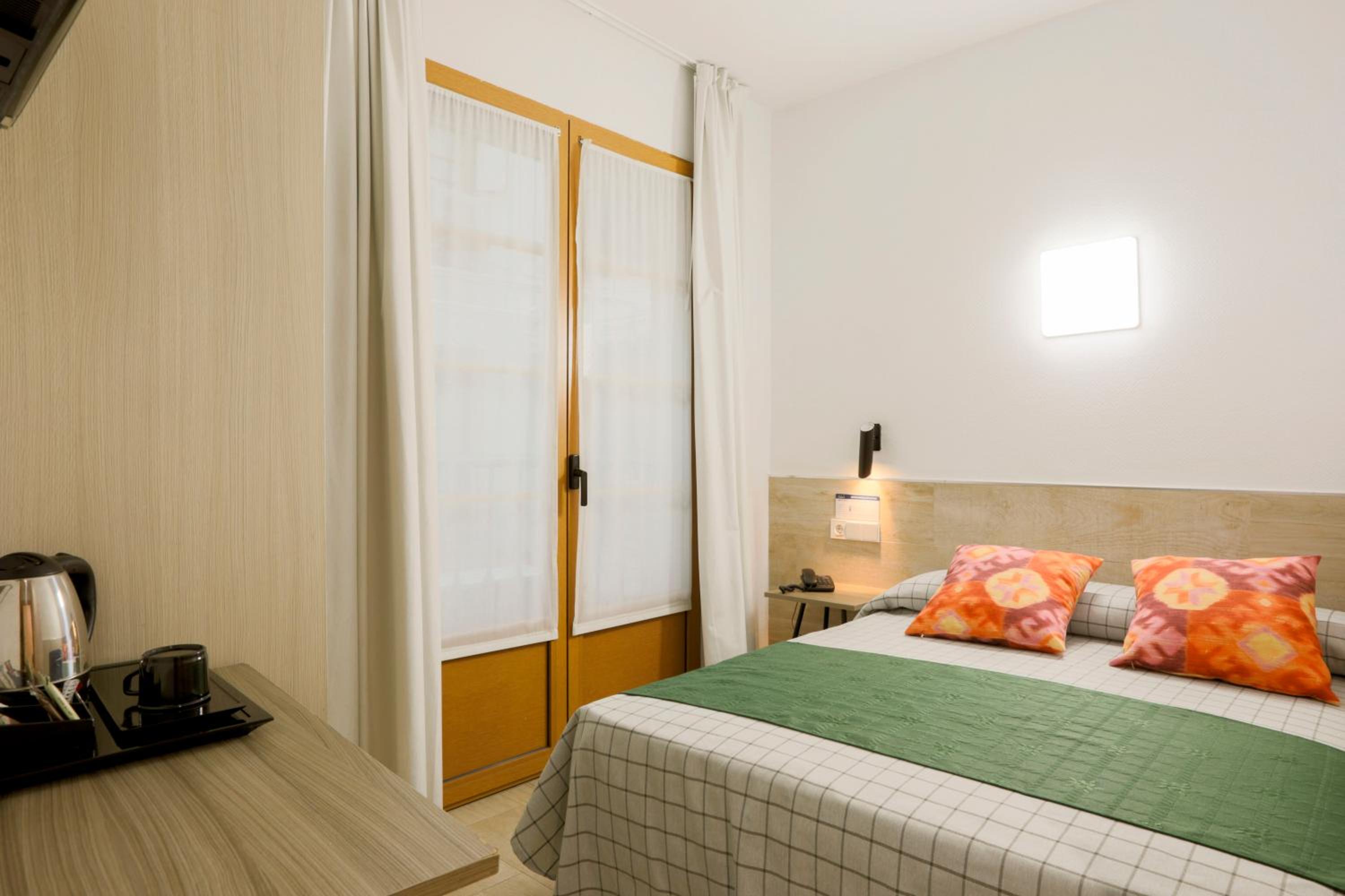 Hostal Castilla II Puerta del Sol