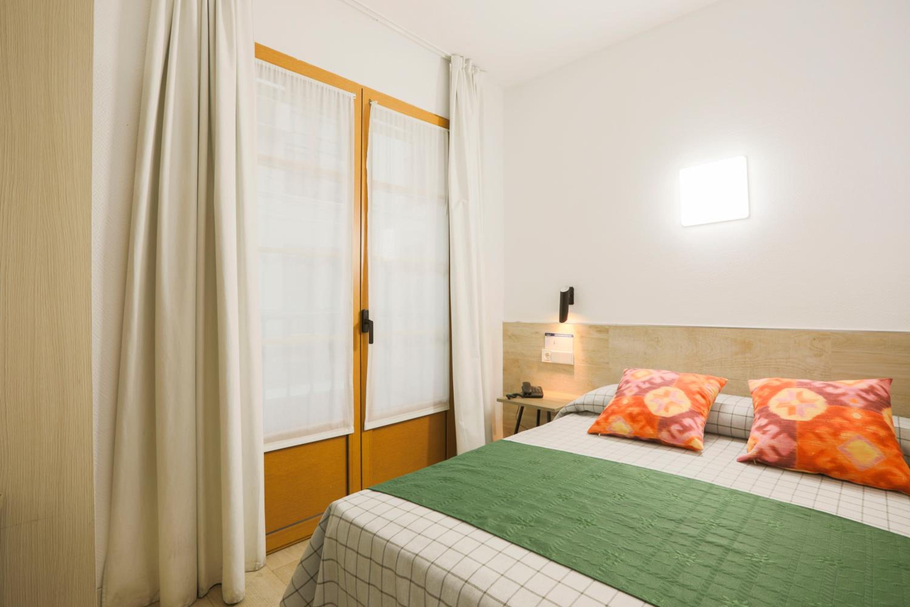 Hostal Castilla II Puerta del Sol