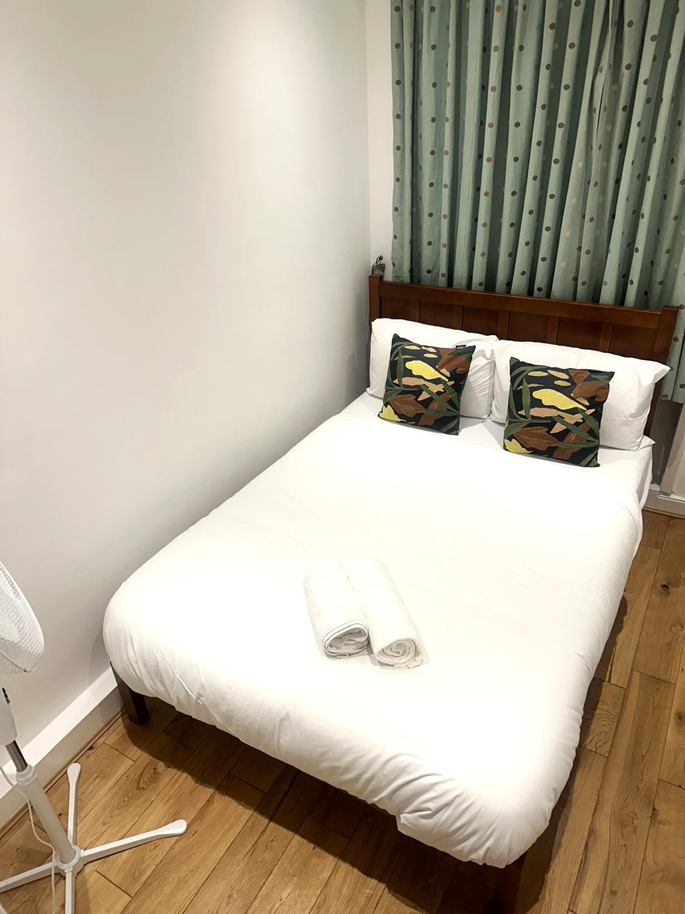 Charming Comfy Apartments by Kensington & Chelsea