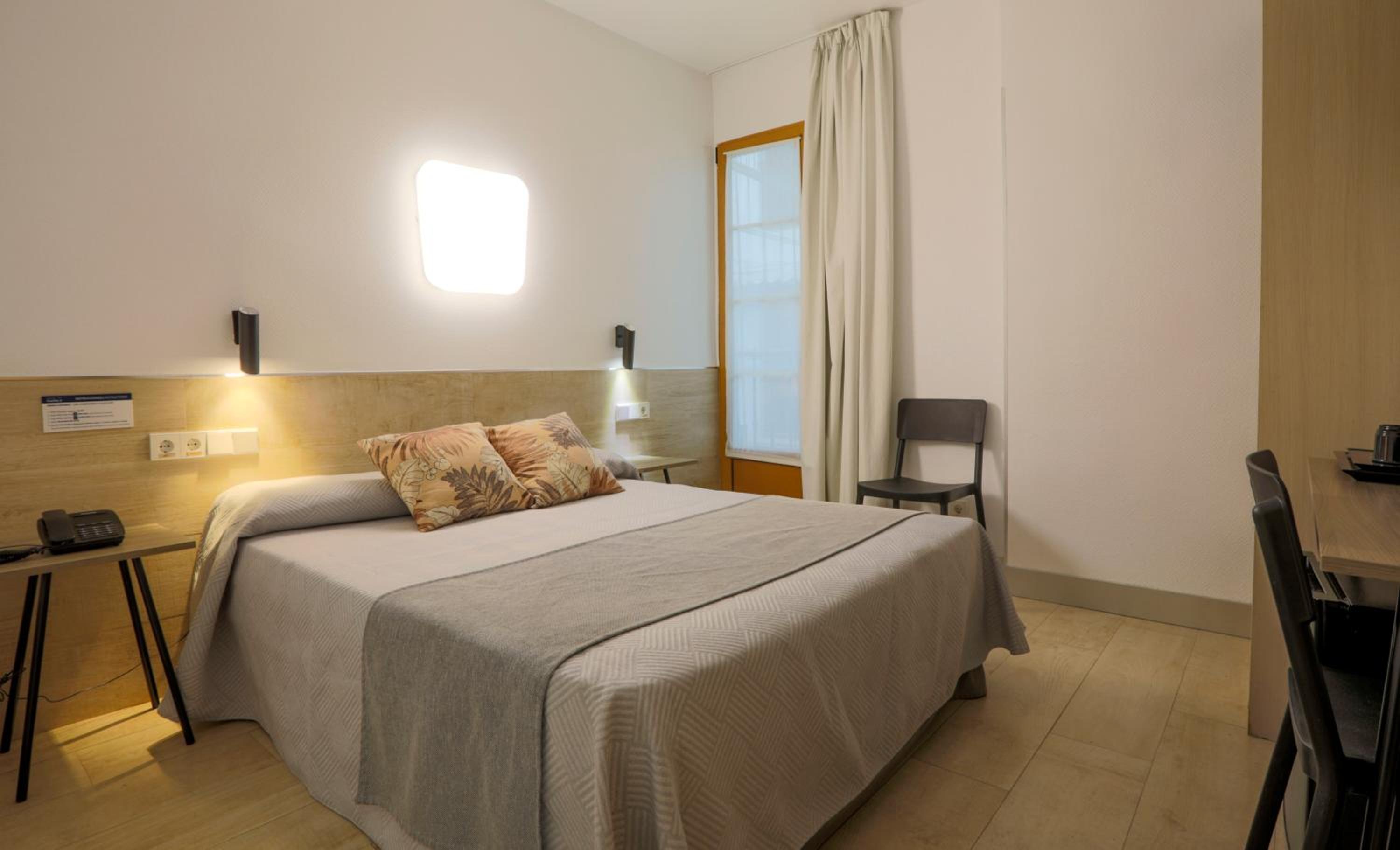 Hostal Castilla II Puerta del Sol