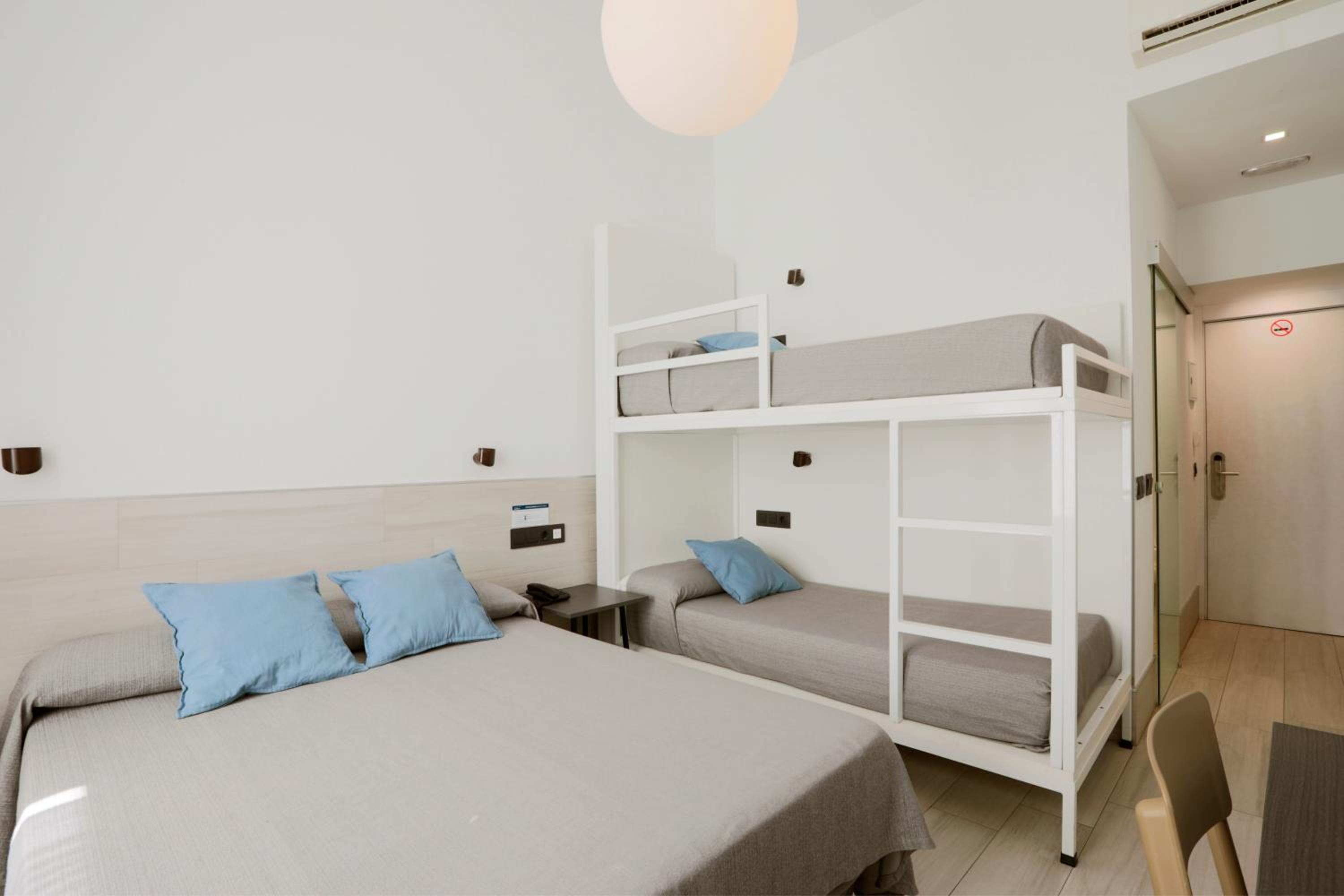 Hostal Castilla II Puerta del Sol