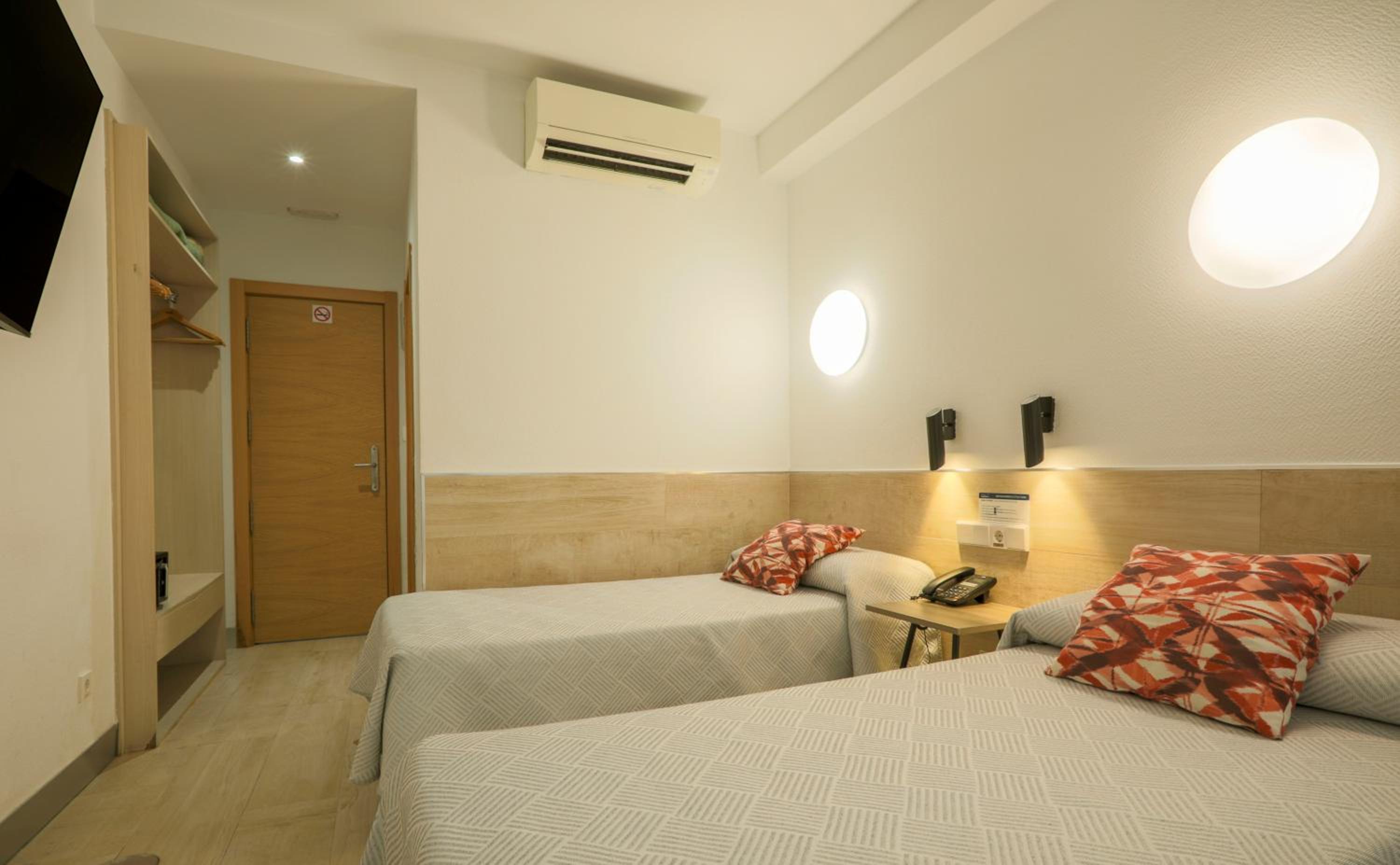 Hostal Castilla II Puerta del Sol