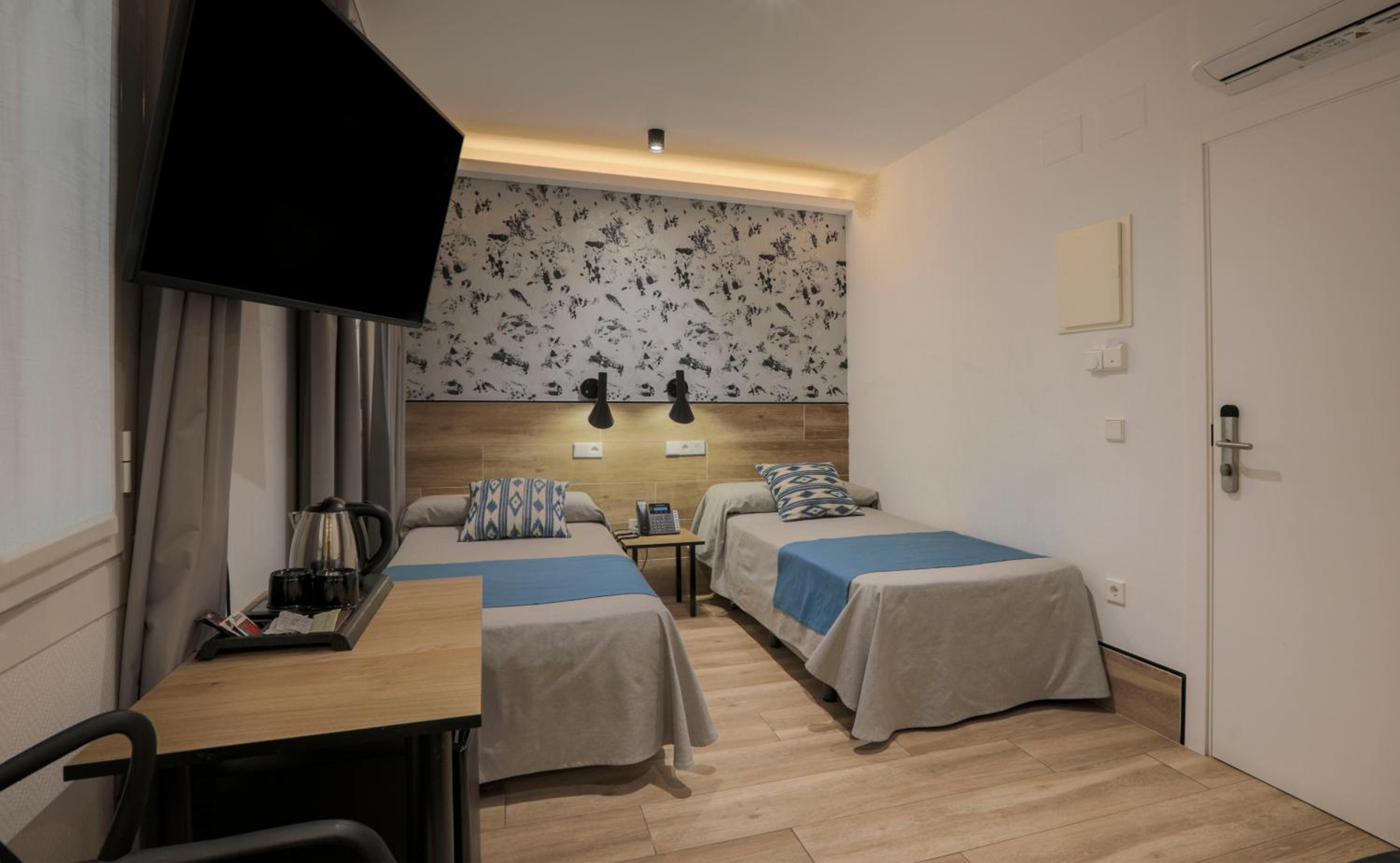 Hostal Castilla II Puerta del Sol