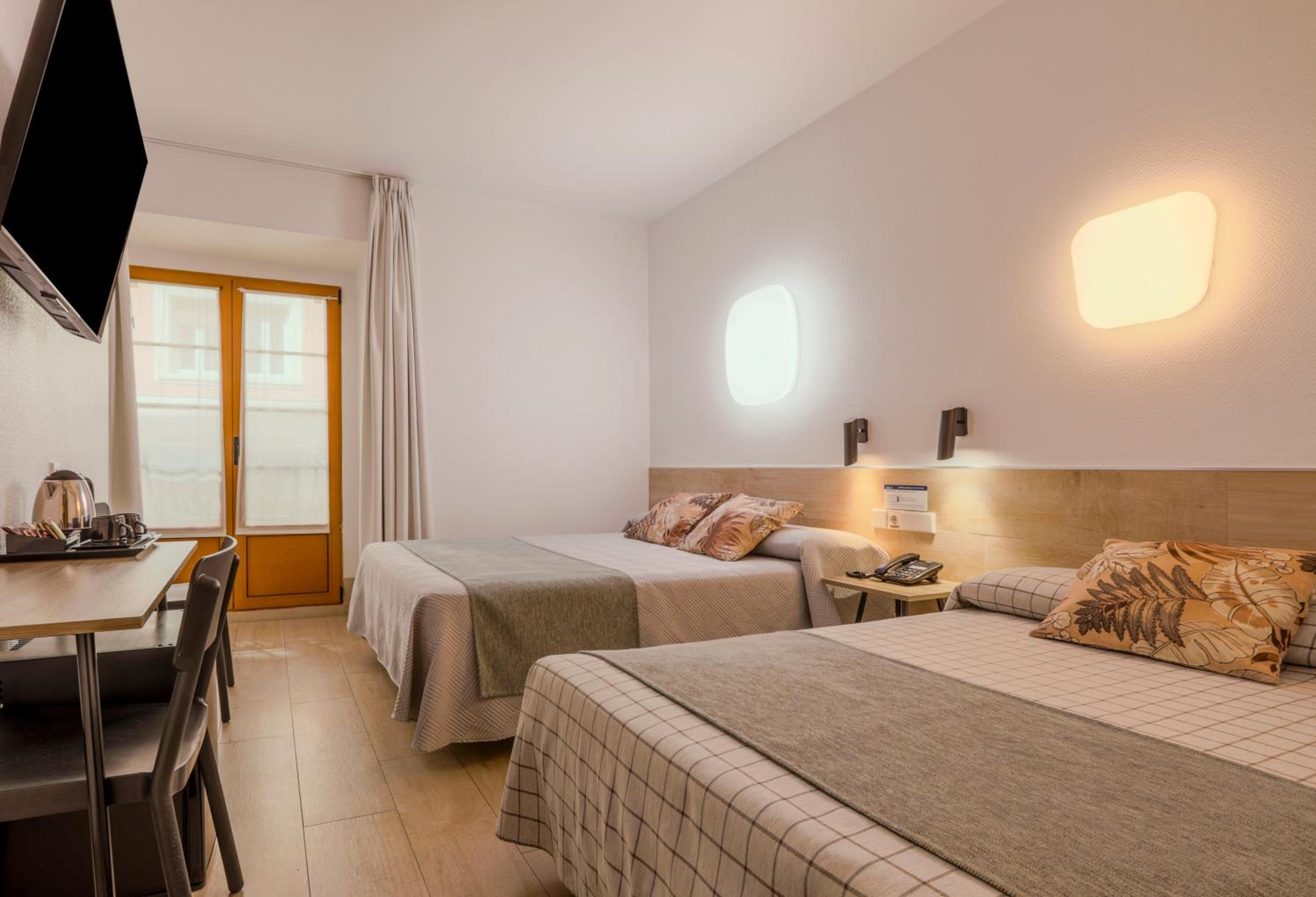 Hostal Castilla II Puerta del Sol