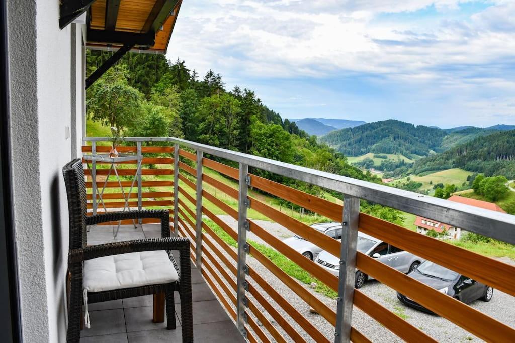 FeWo mit Whirlpool, Infrarot-Sauna & Schwarzwaldblick